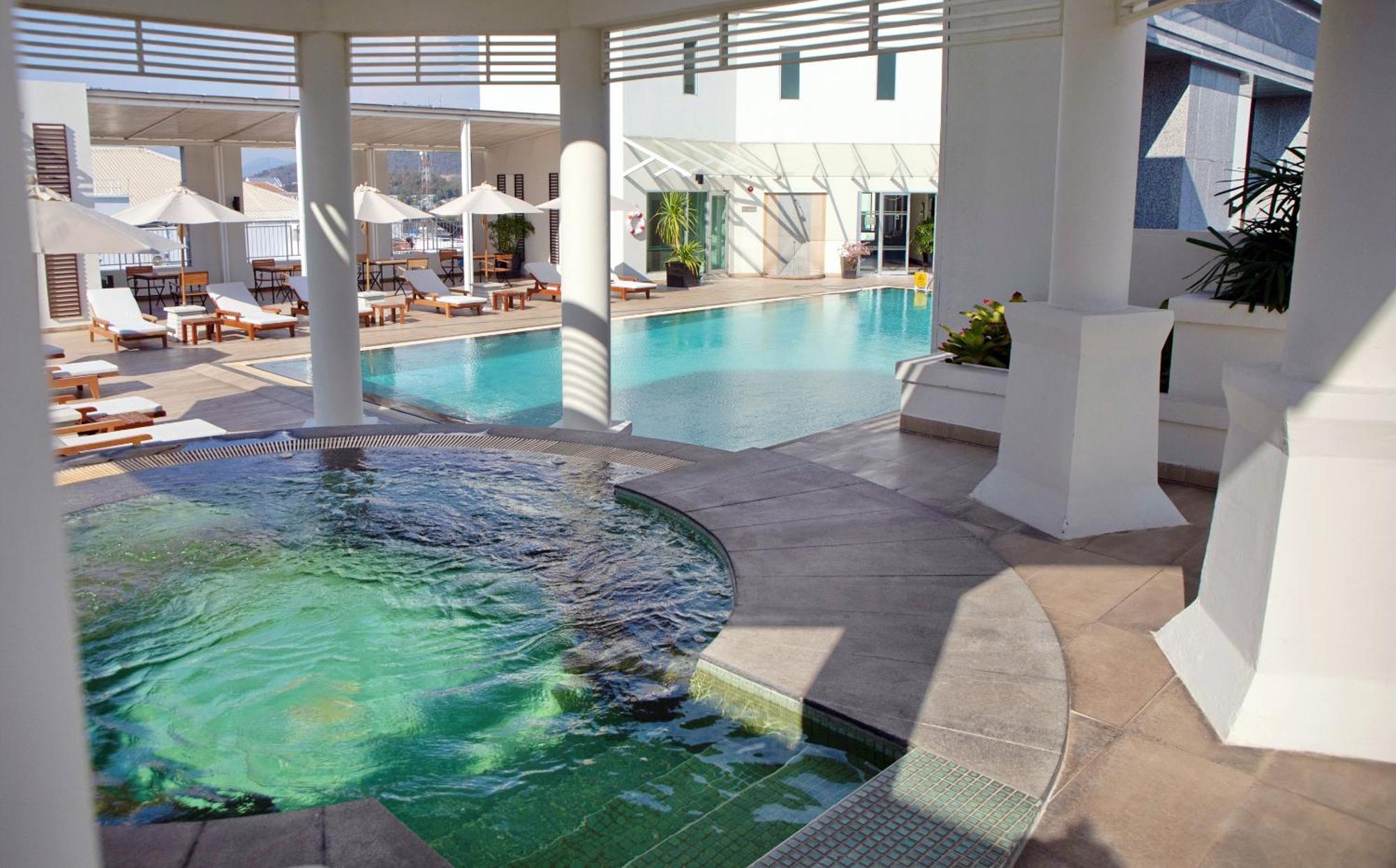 Hotel Cape Racha 5*