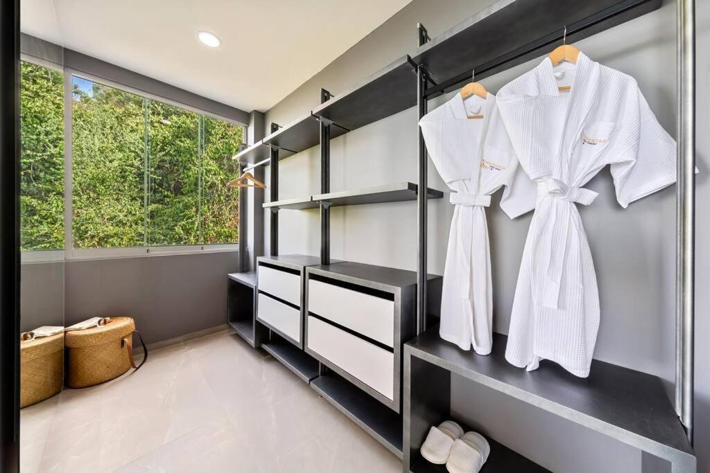 Villa Moonstar - Luxury With Breathtaking Sea Views