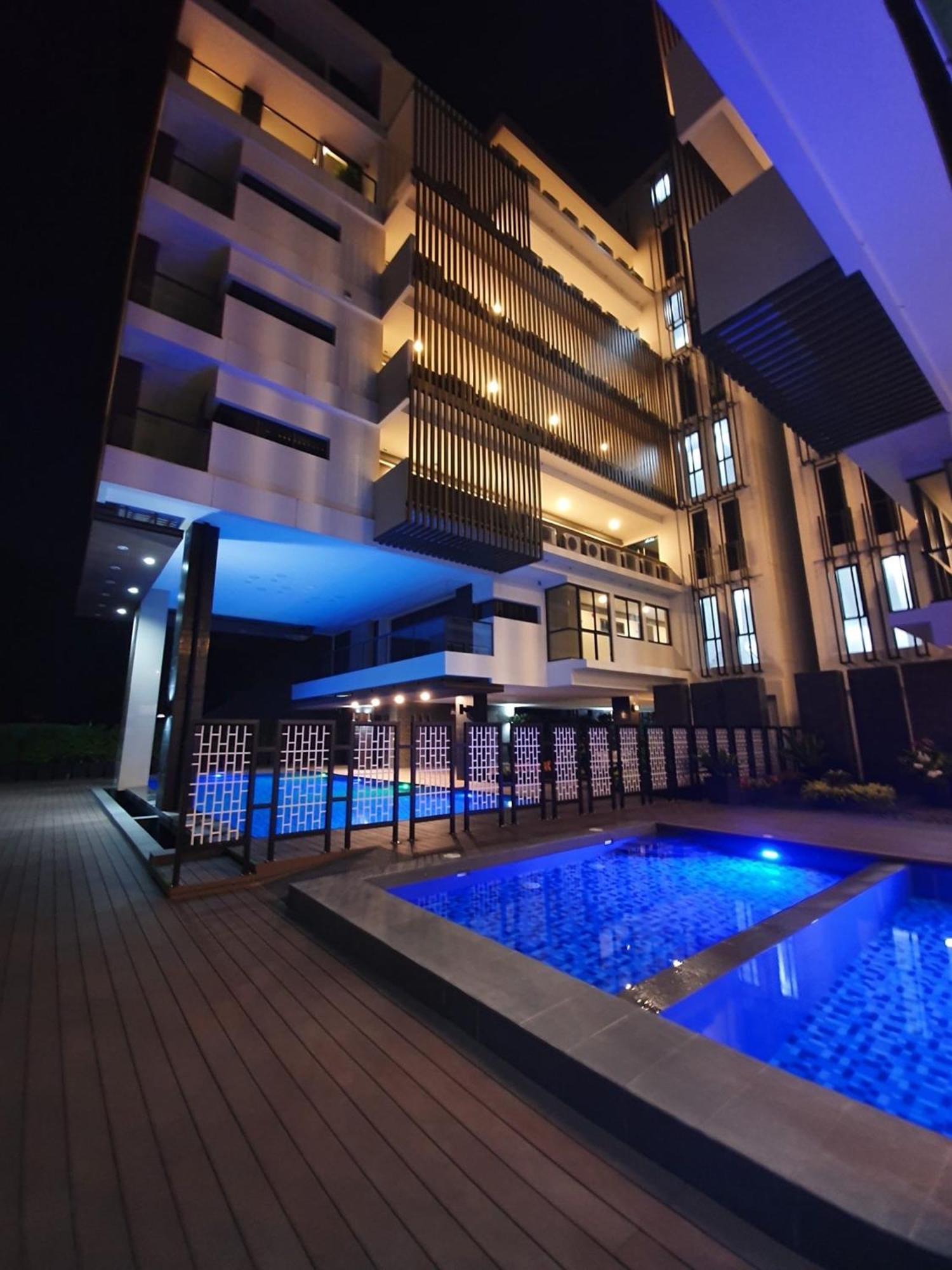 Escape Completely Apartment