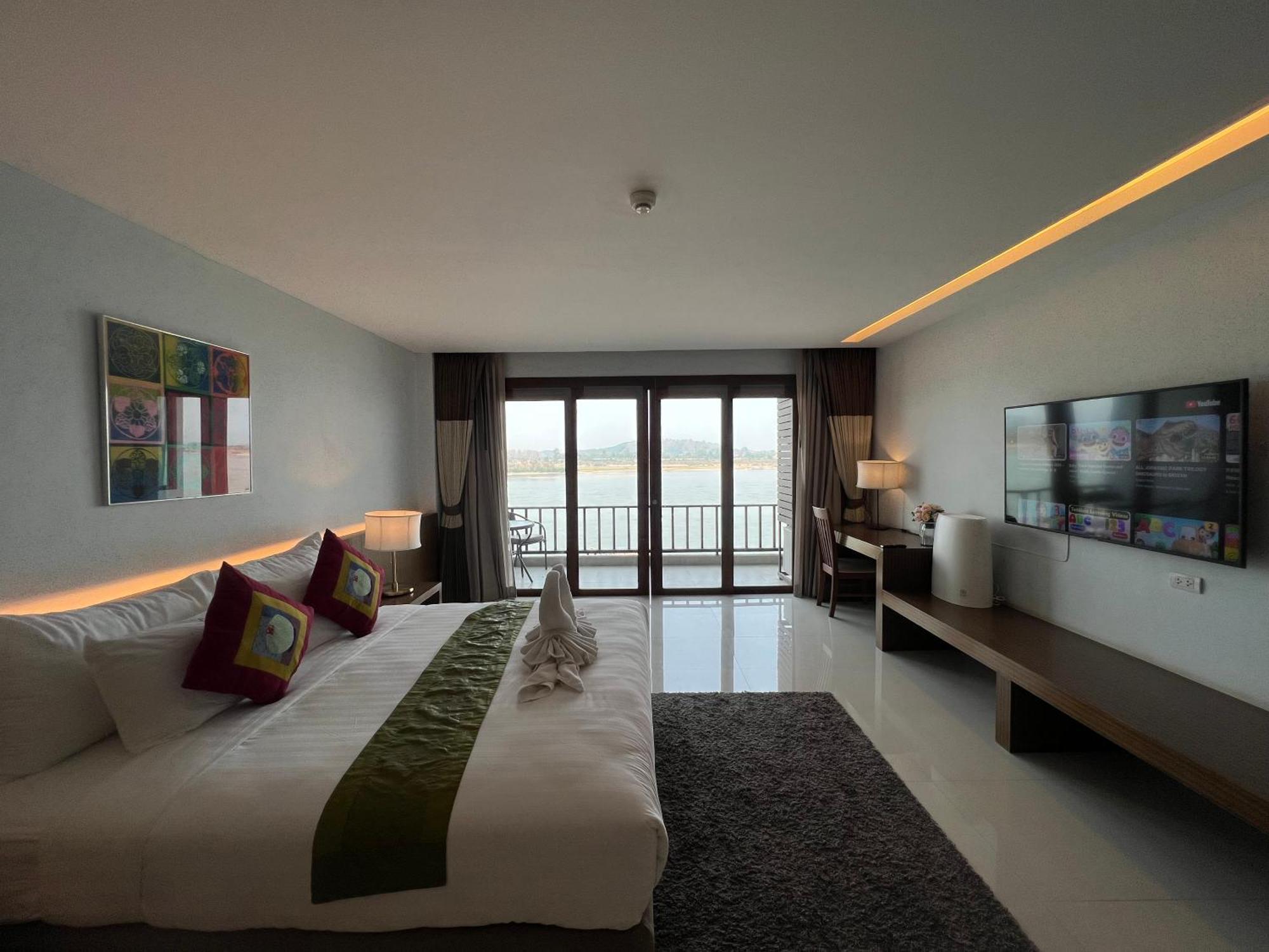 Siam Triangle Chiang Sean Hotel 4*