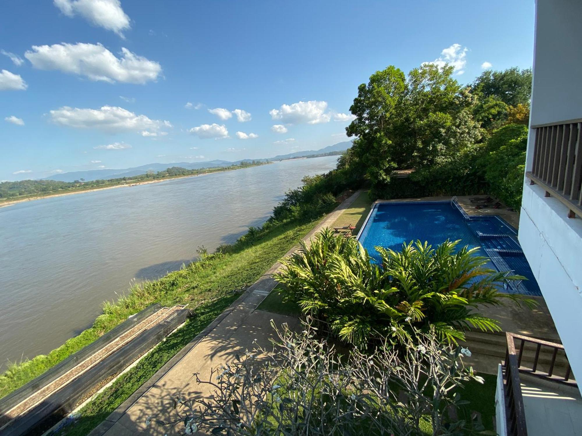 Siam Triangle Chiang Sean Hotel 4*