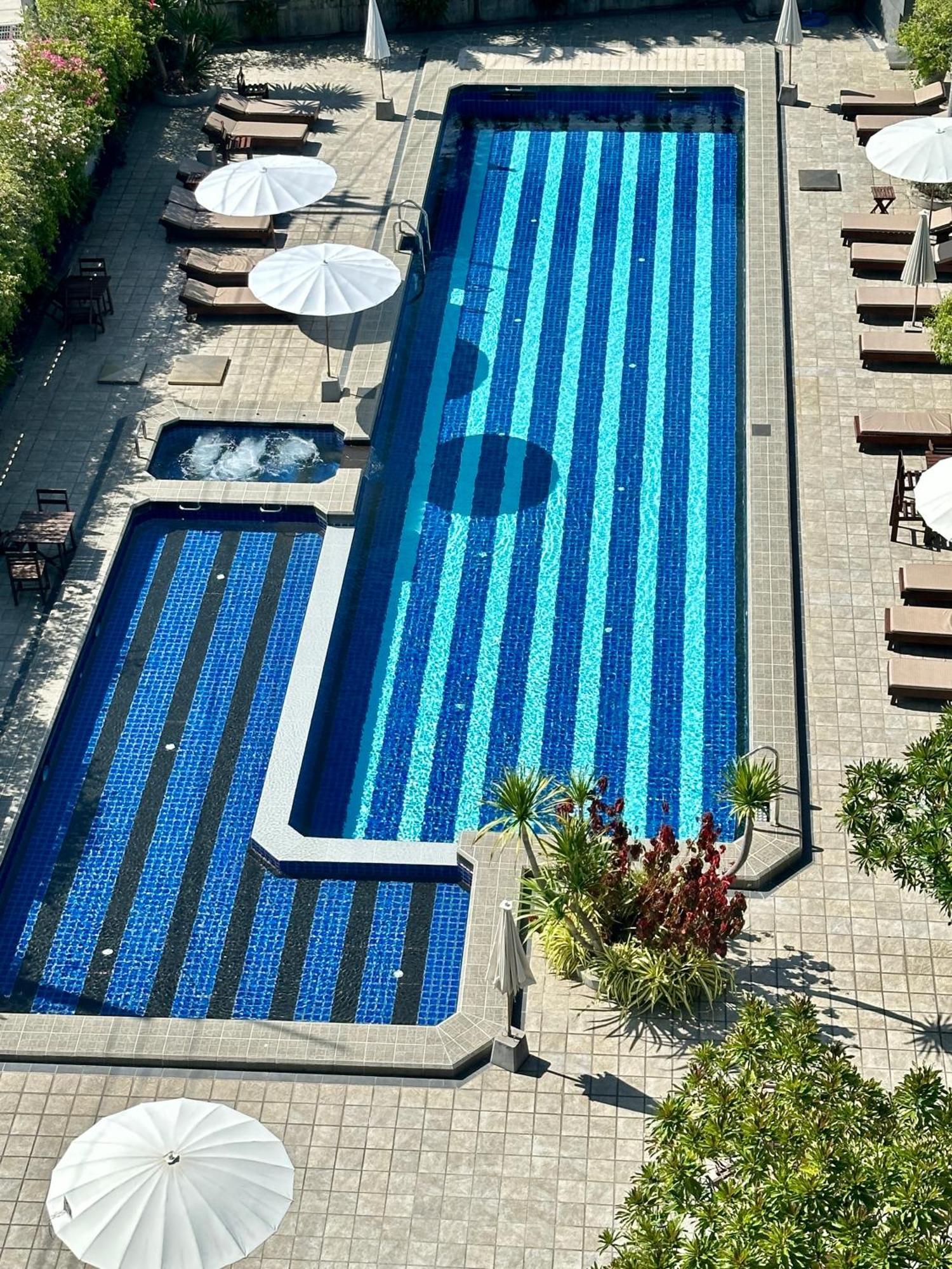 Mangrove Prestige Hotel
