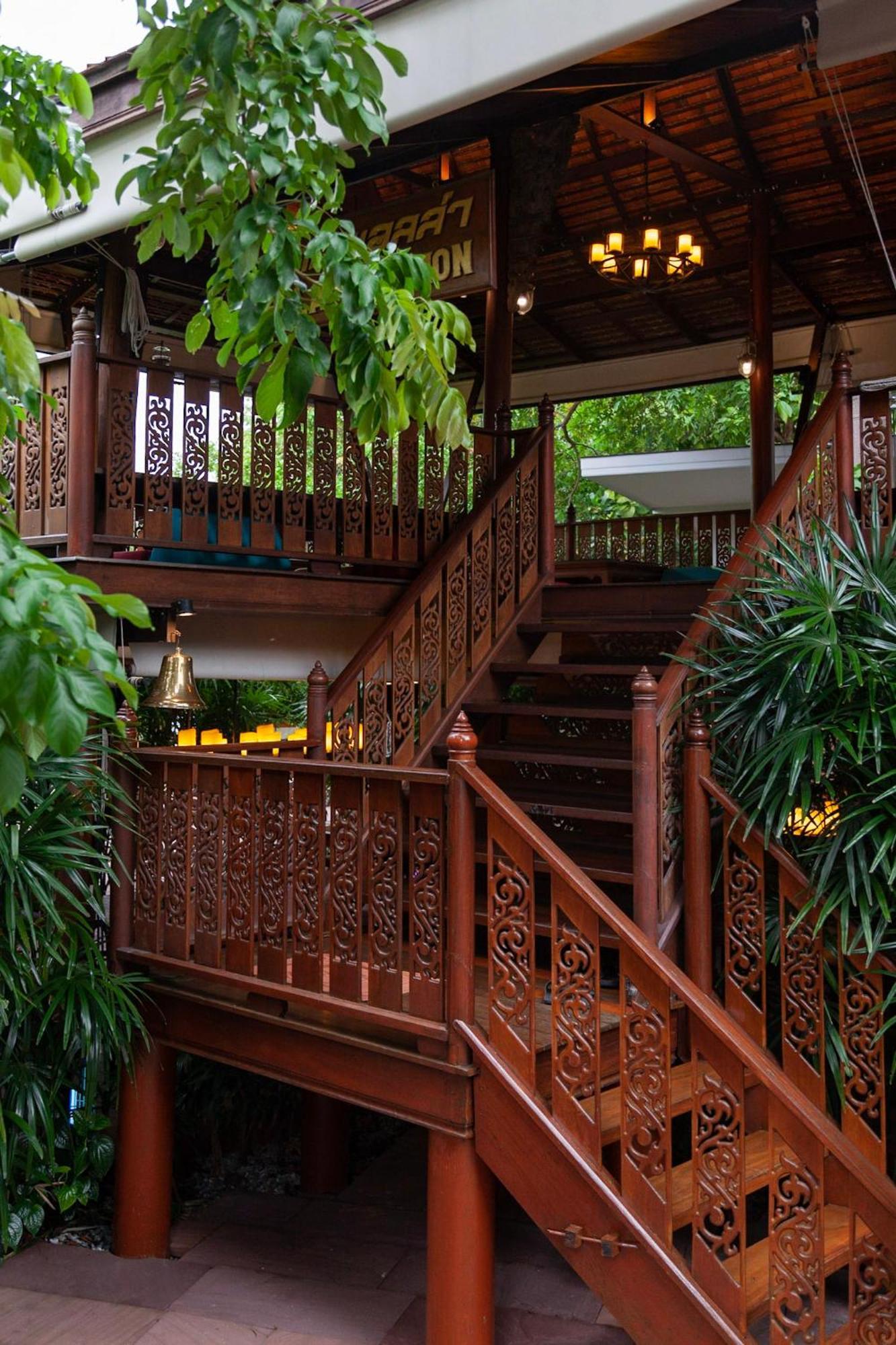 Sugar Hut & Restaurant Resort