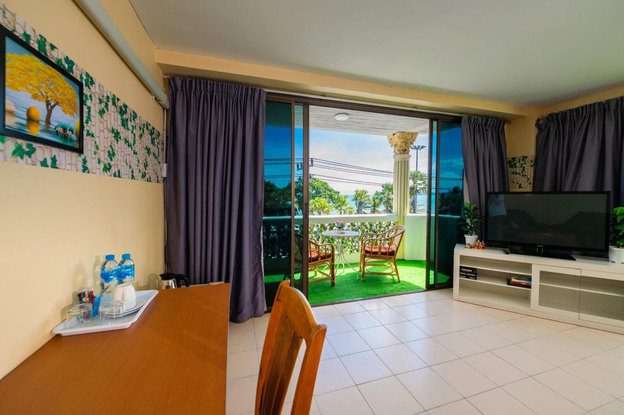 Happy Vikings - Beachfront 3*