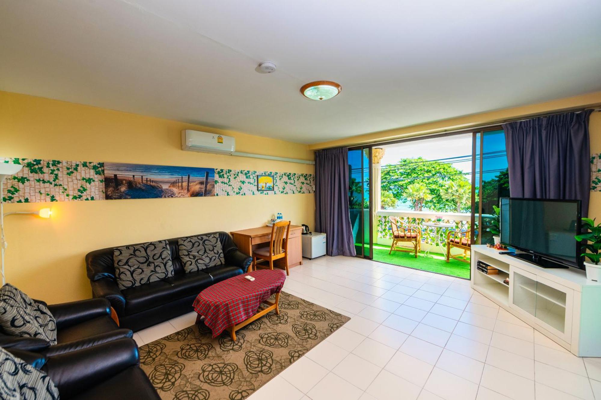 Happy Vikings - Beachfront Guest house