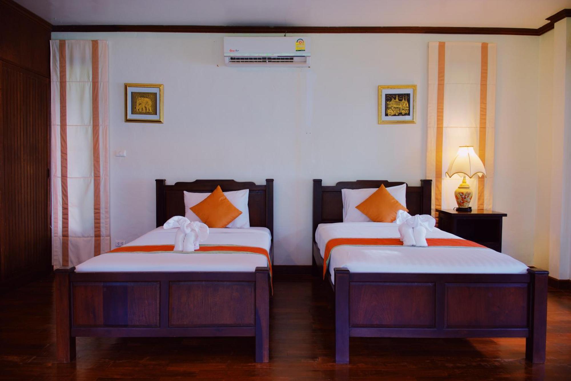 Hotel Kooncharaburi -