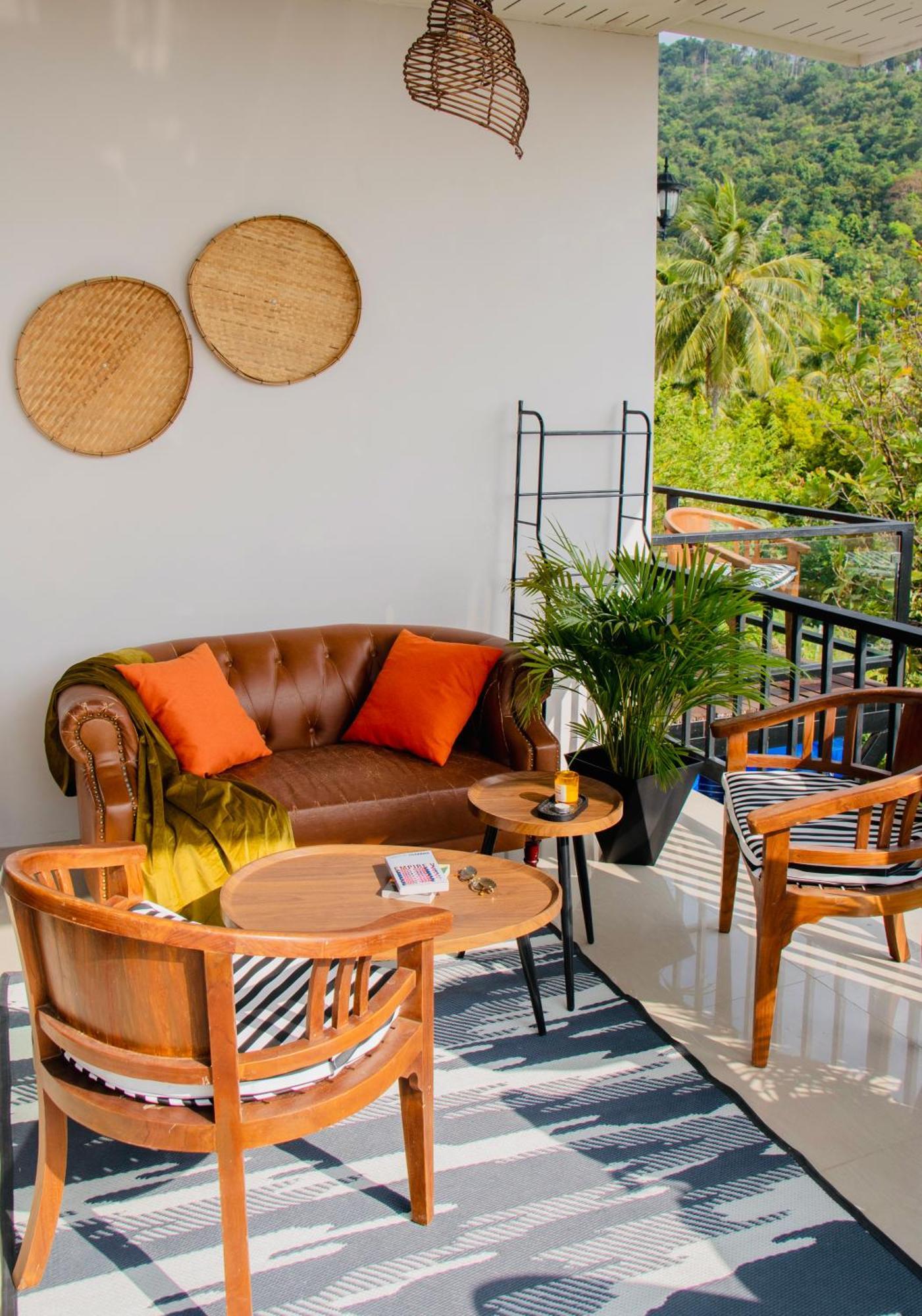 Sunset Hilltop Ocean View 2bd House Villa *