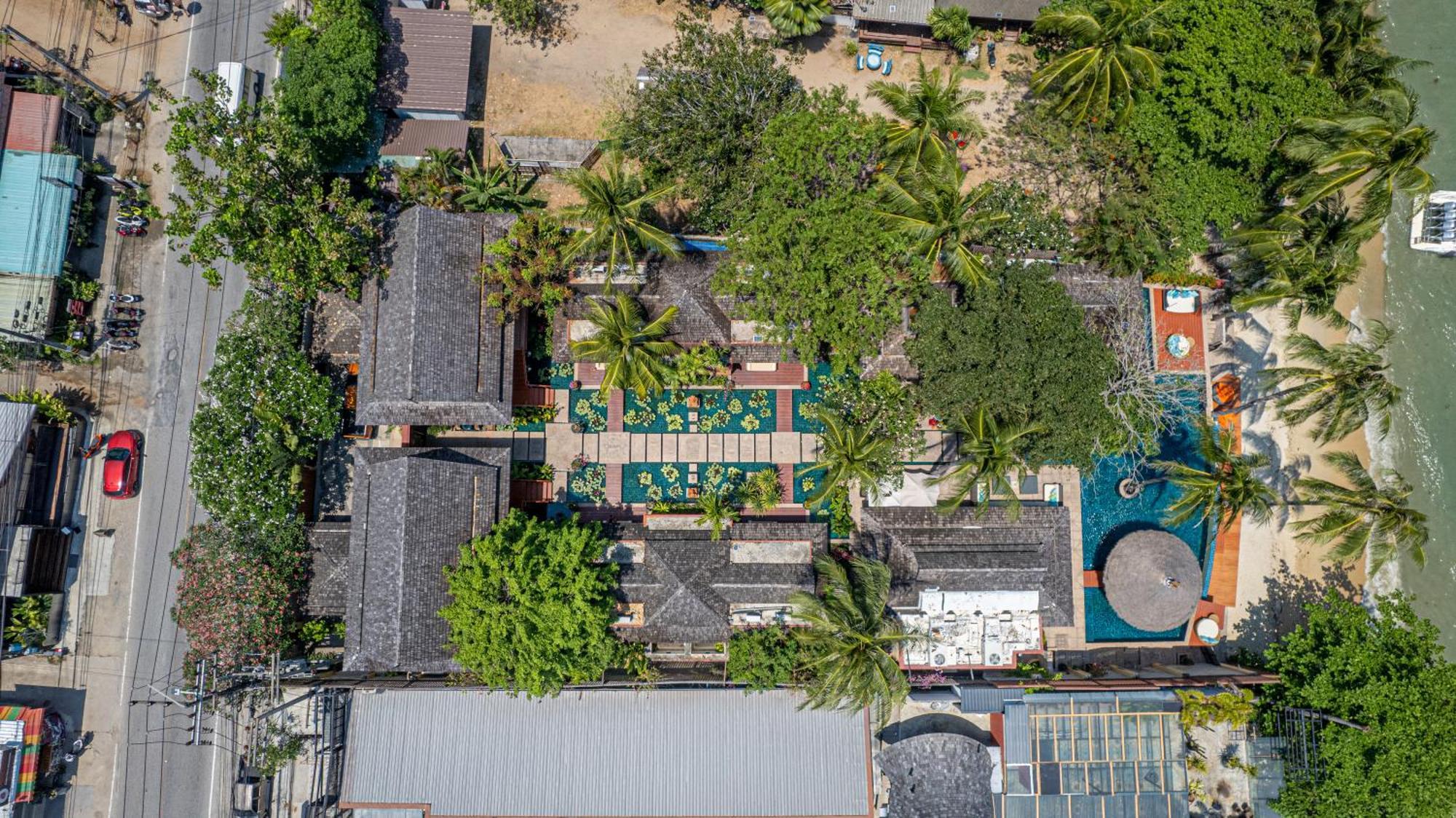 Villa Upni Duniya - Luxury, Beachfront 9-suites *