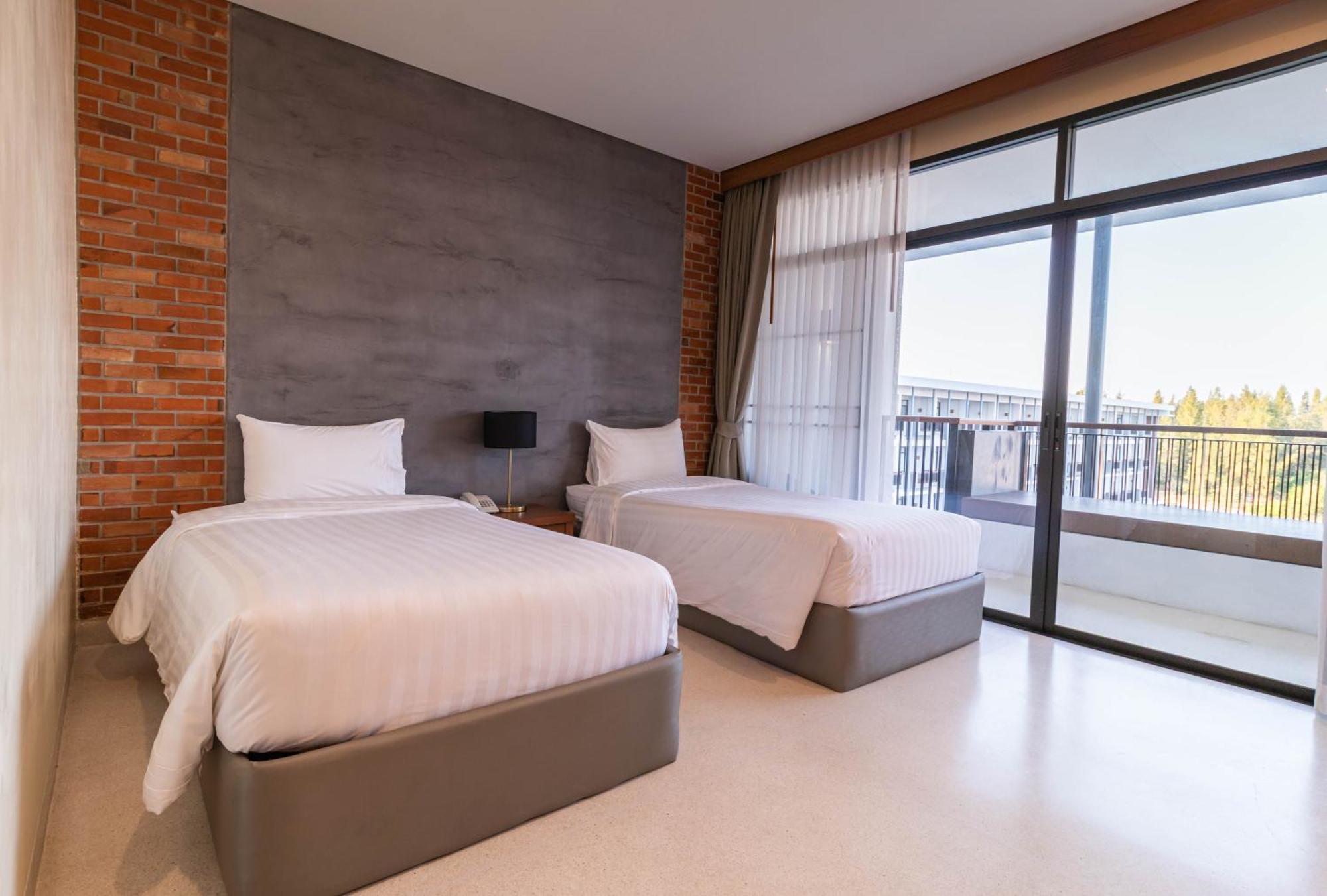 Hotel Sea Sun Hua Hin By Jc Kevin & 4*