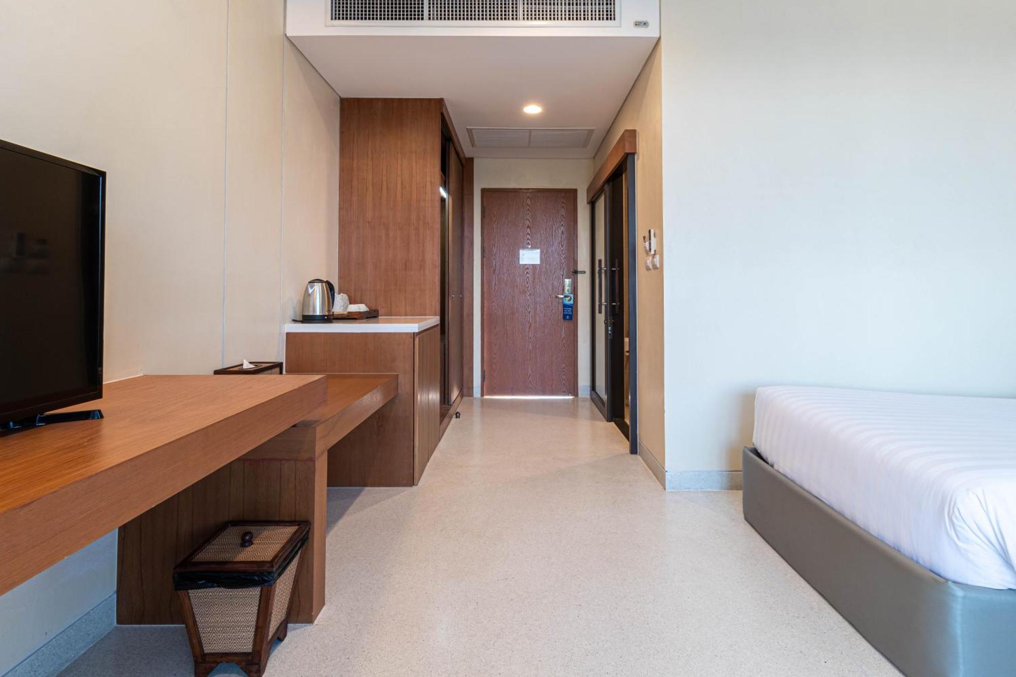 Sea Sun Hua Hin By Jc Kevin & 4* Phetchaburi