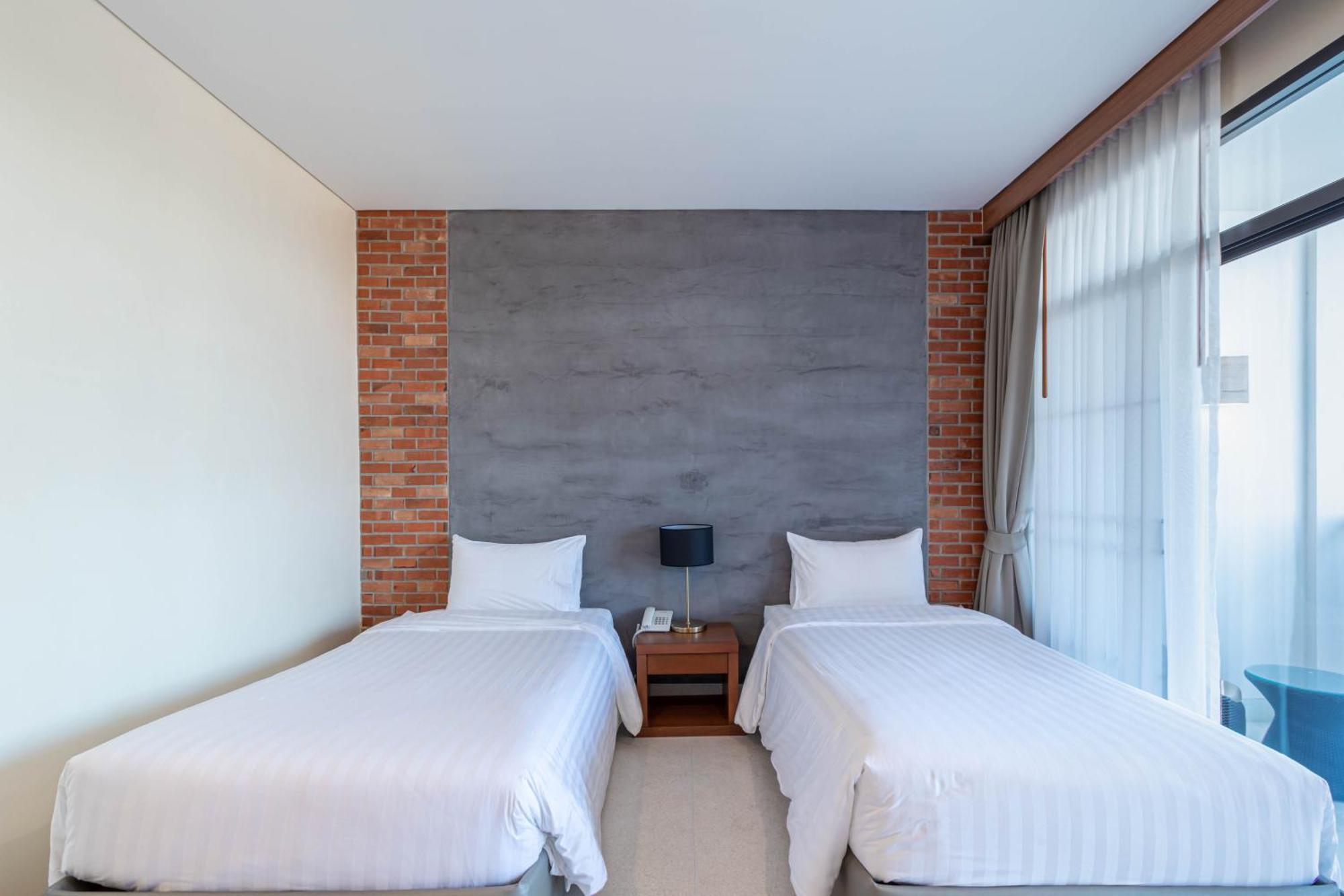 Sea Sun Hua Hin By Jc Kevin & 4* Phetchaburi
