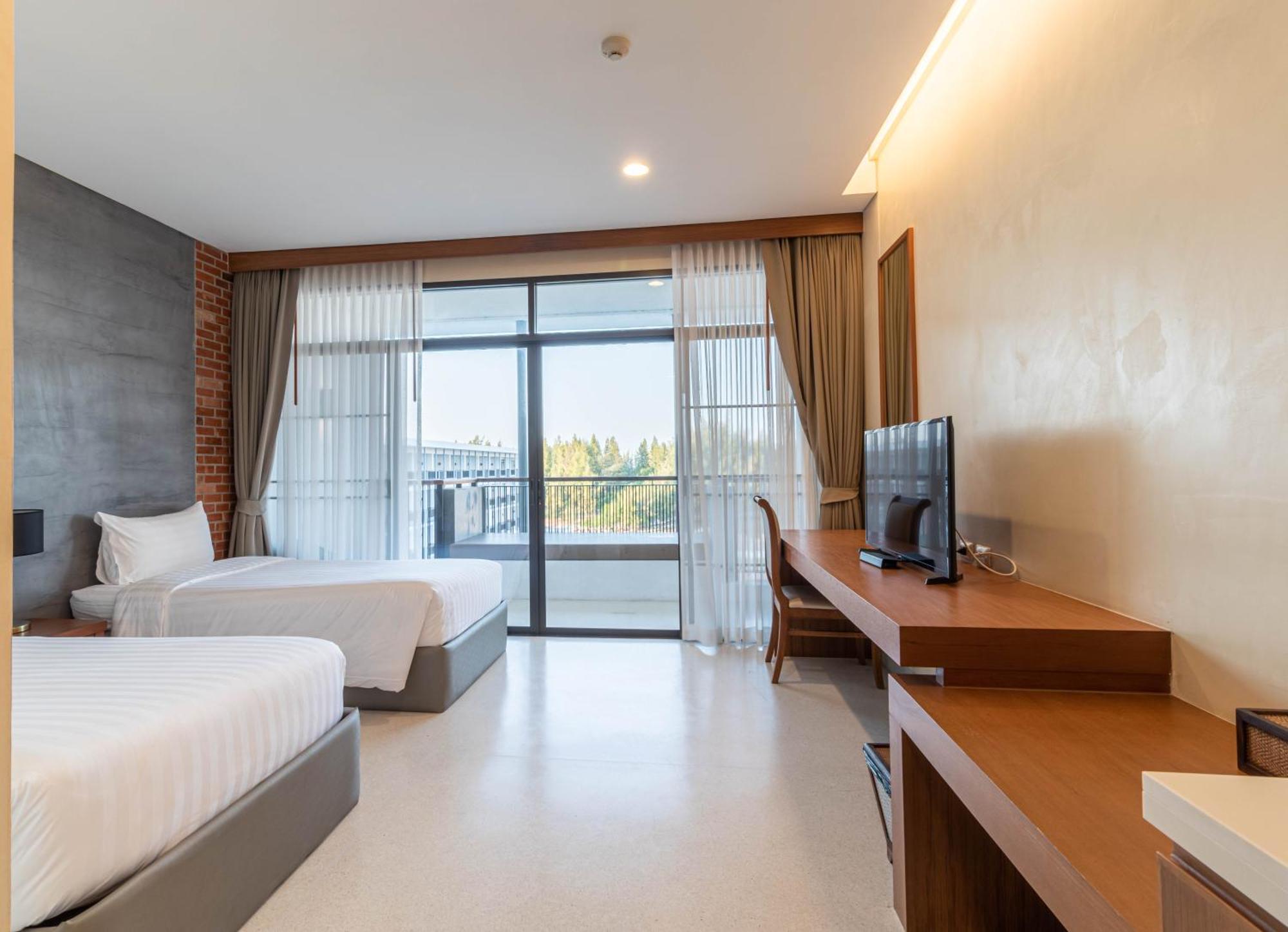 Sea Sun Hua Hin By Jc Kevin & Hotel