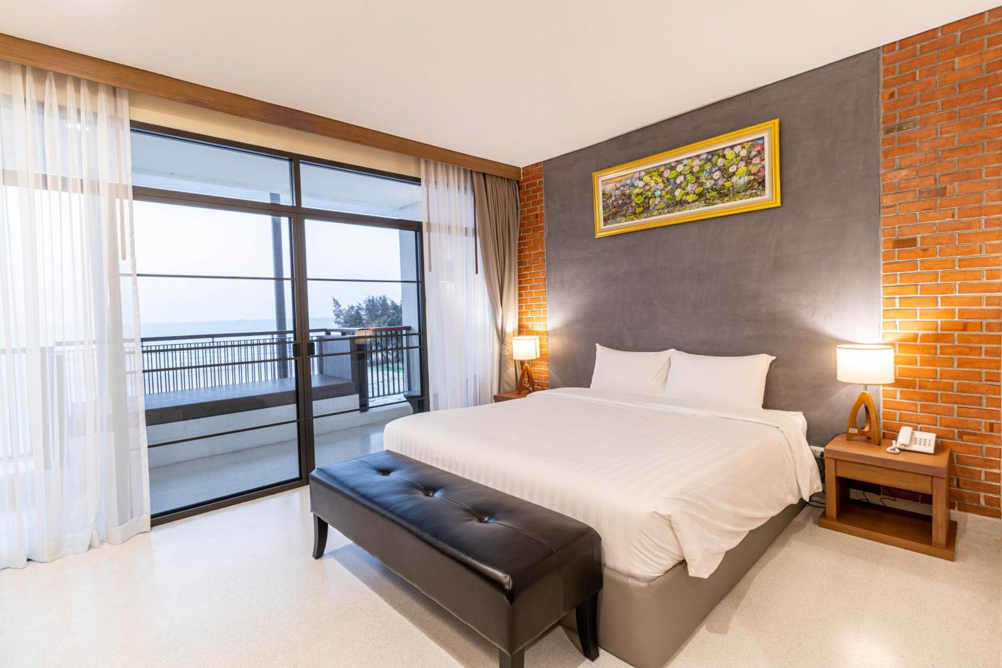 Sea Sun Hua Hin By Jc Kevin & Phetchaburi