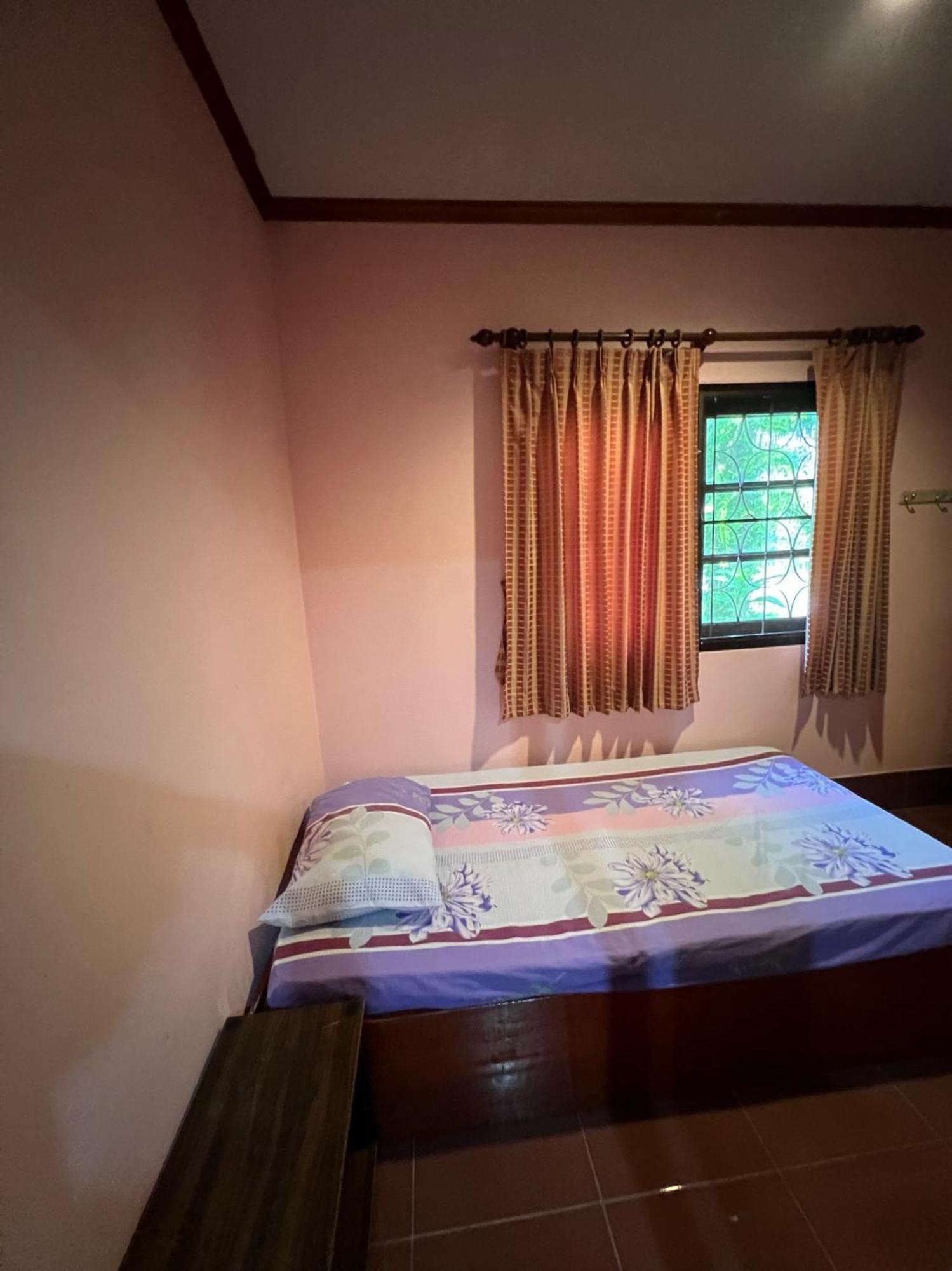 Garden Bungalow Resort *
