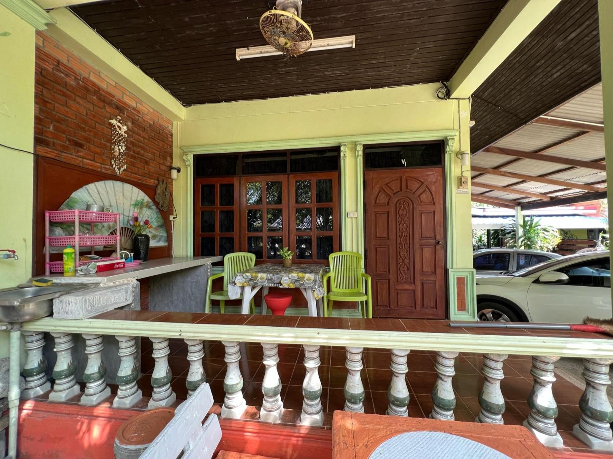 Garden Bungalow * Thai Mueang