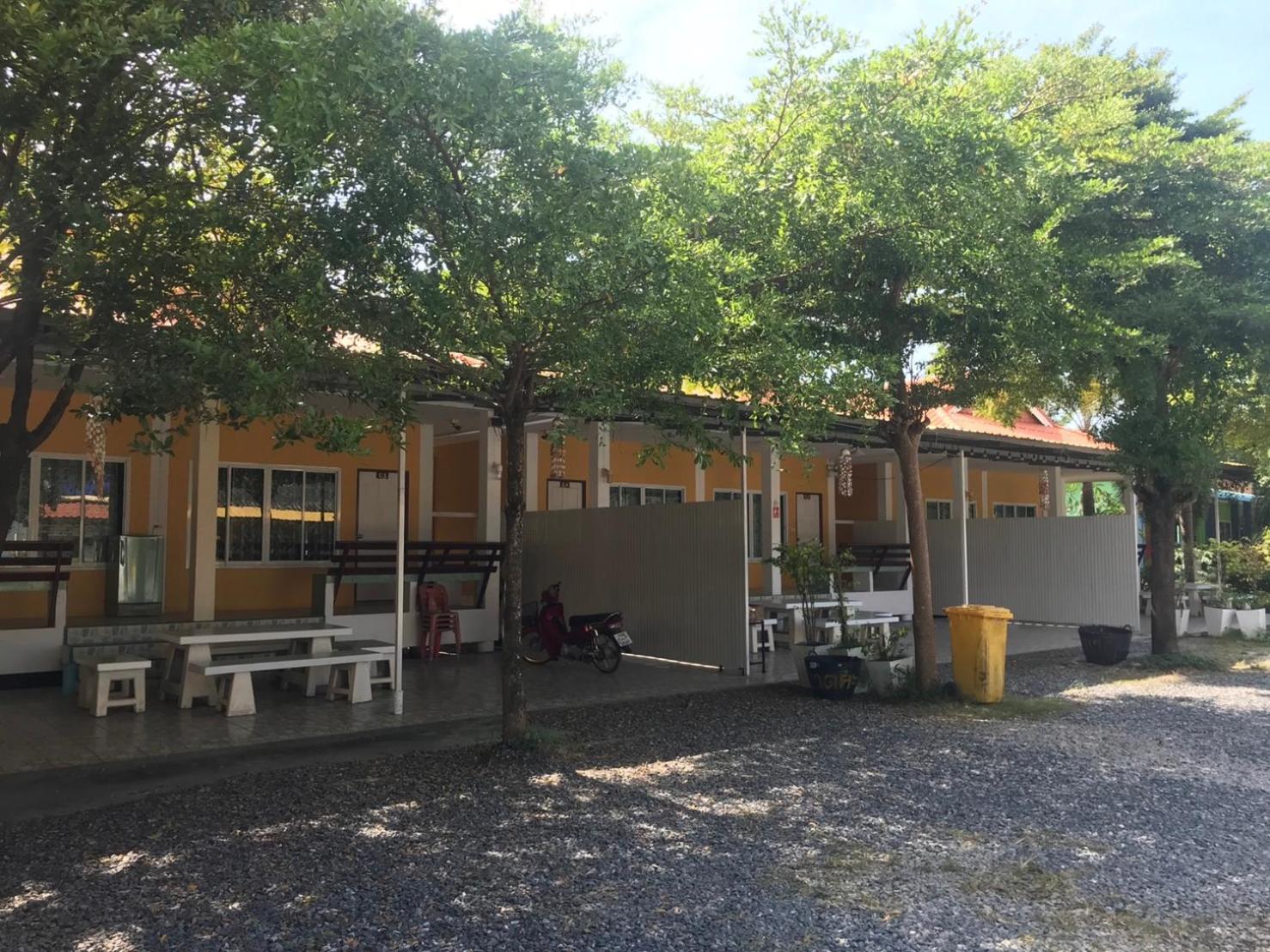 Pooma Resort 2*