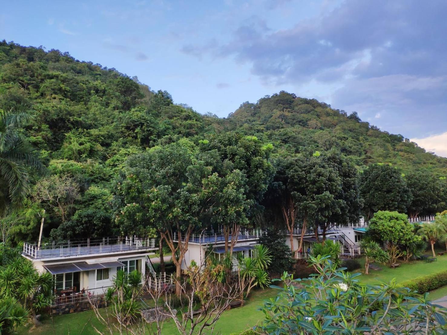 Yura Kiri Khao Yai Resort