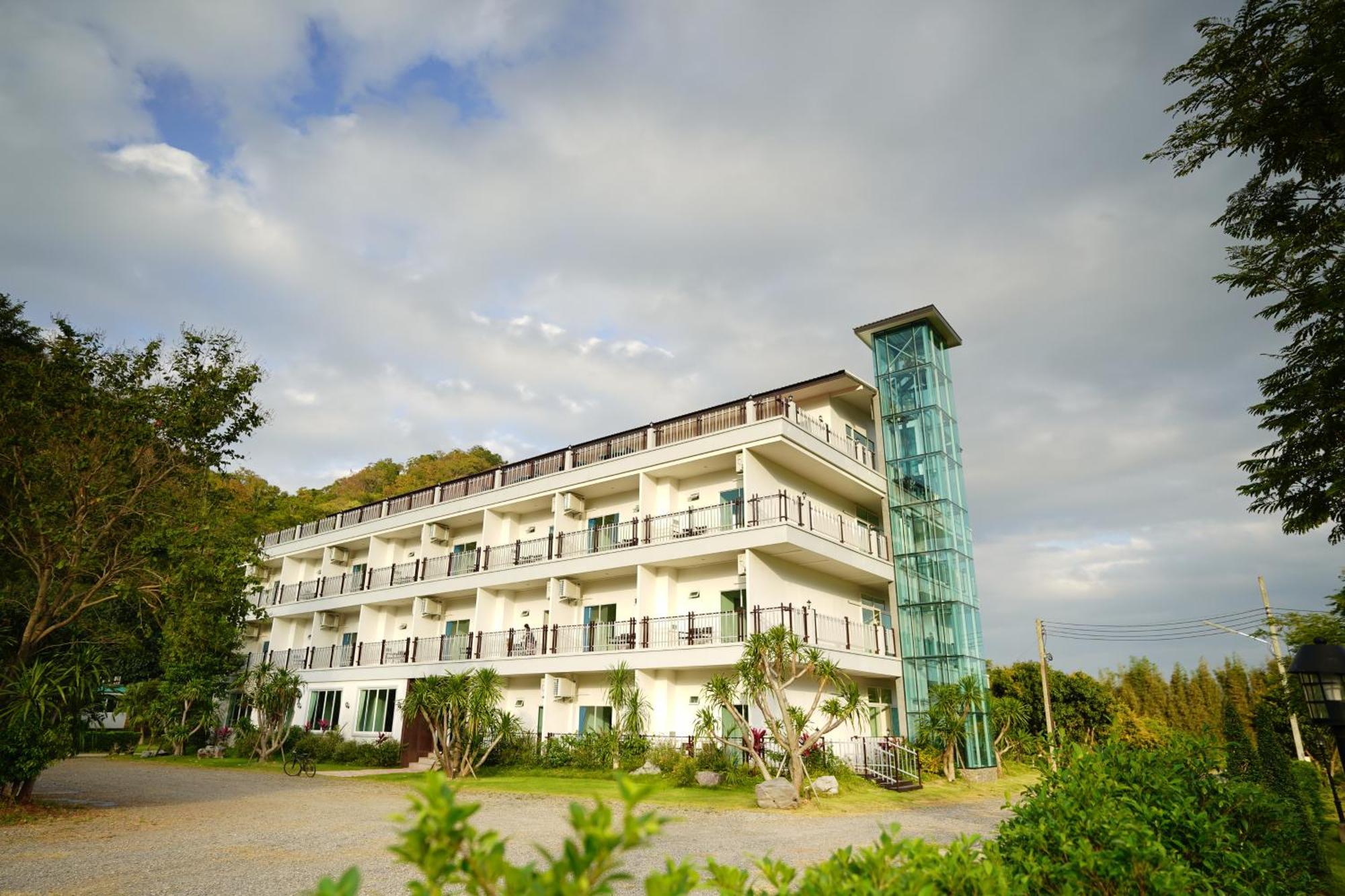 Yura Kiri Khao Yai 2*