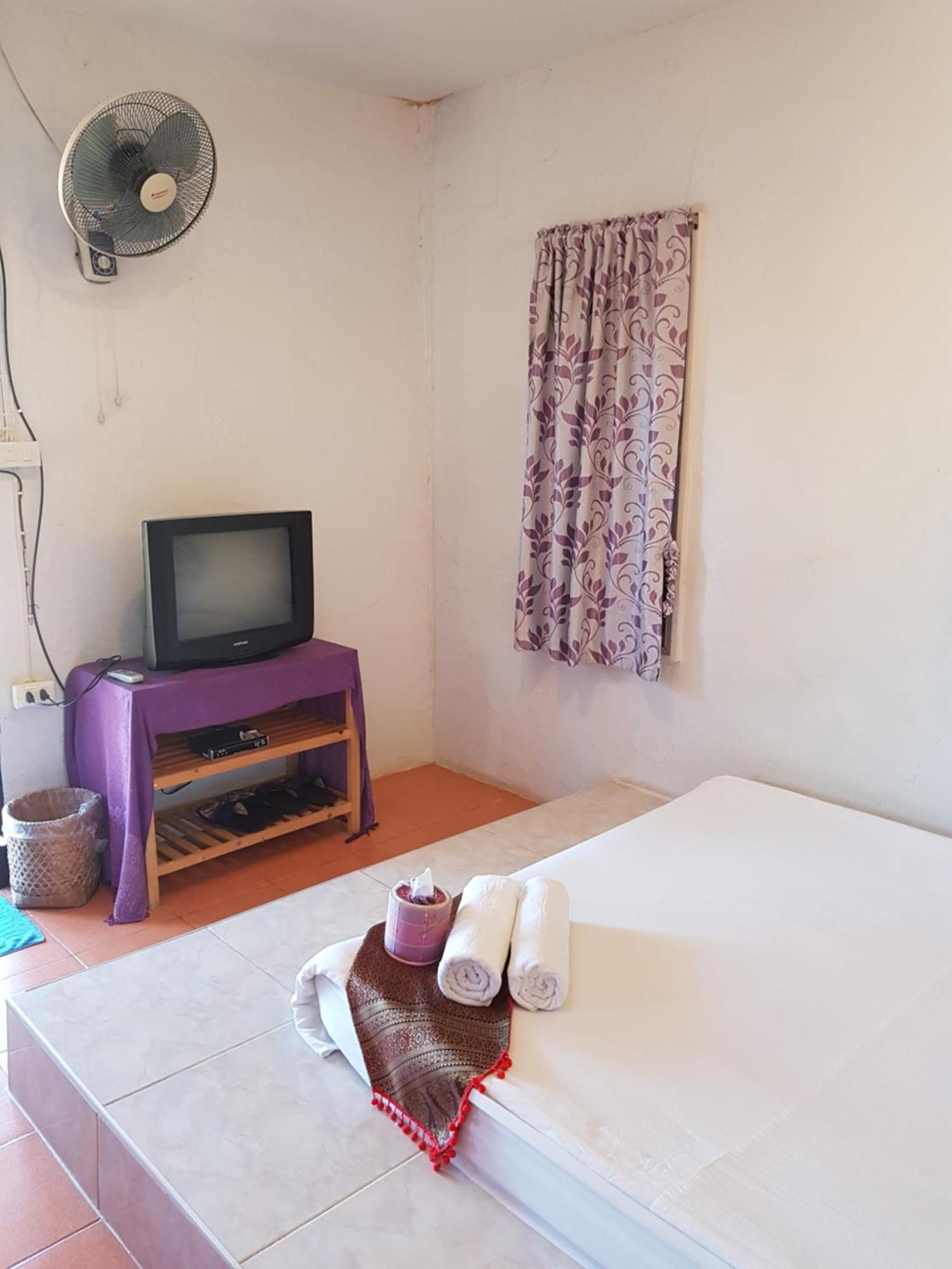 Odour 3* Pai