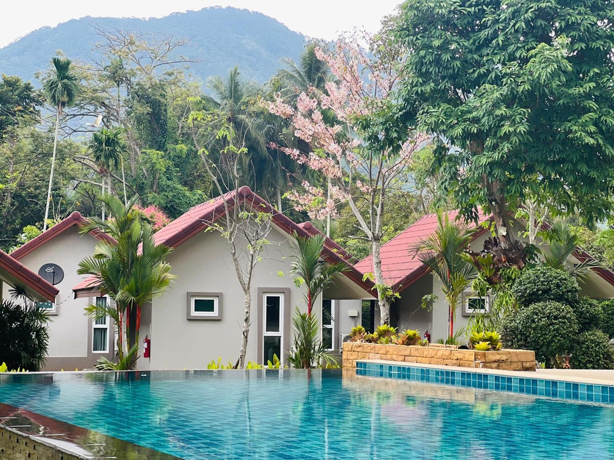 Evergreen Resort