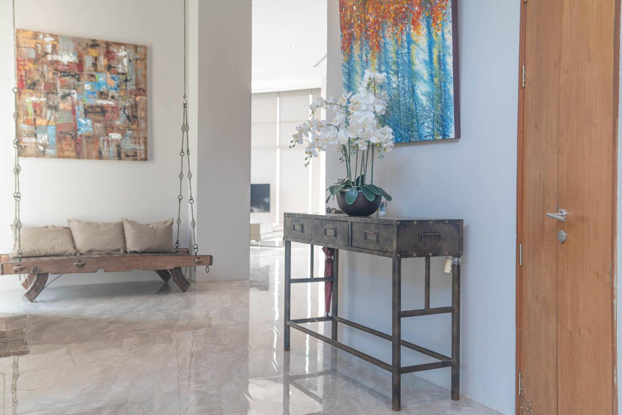 360* Ultimate Penthouse Entire Floor And With Great Amenities *