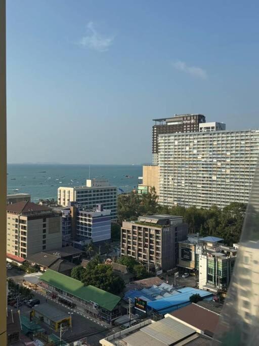 Apartamento Edge 345 Seaview Pattaya