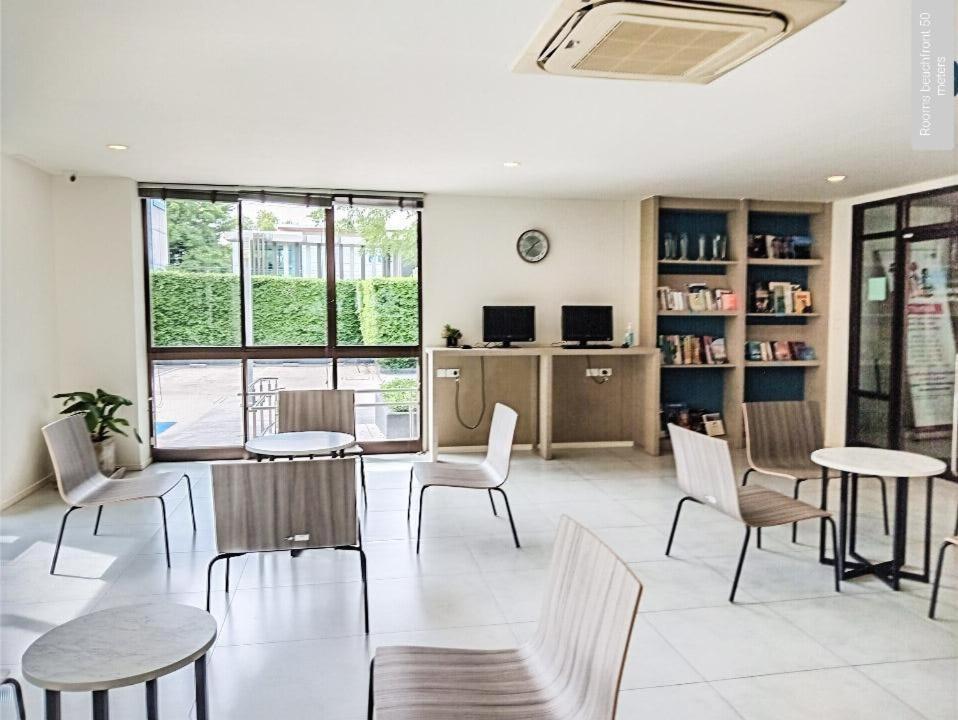 Beachfront 50 Meters Apartment *