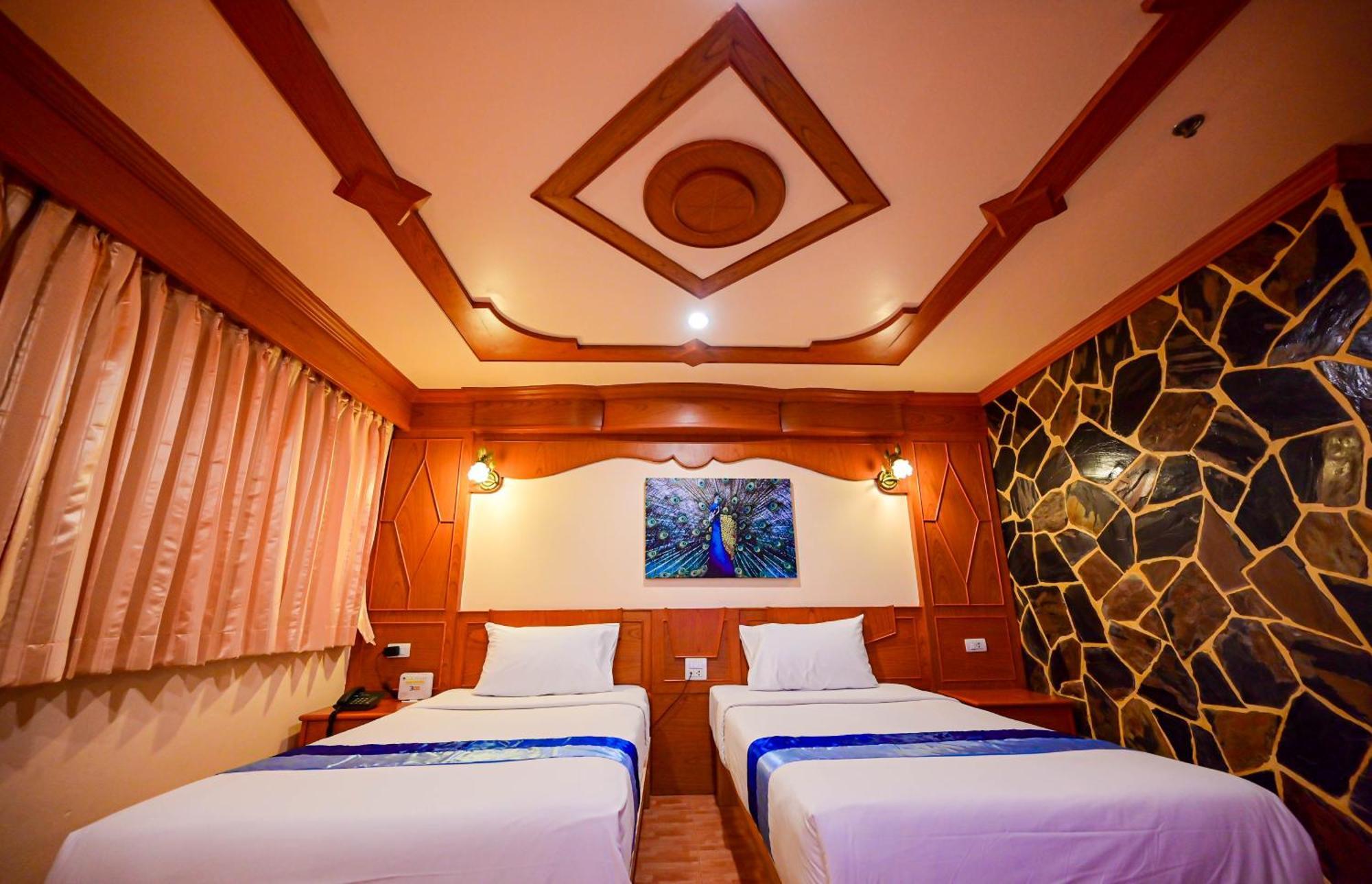 Hotel Complex 3*