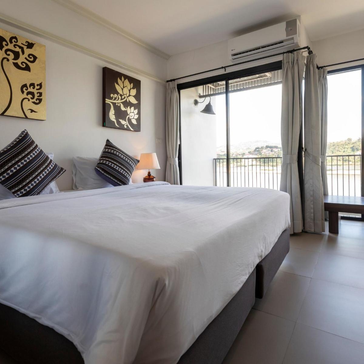 Fortune Riverview