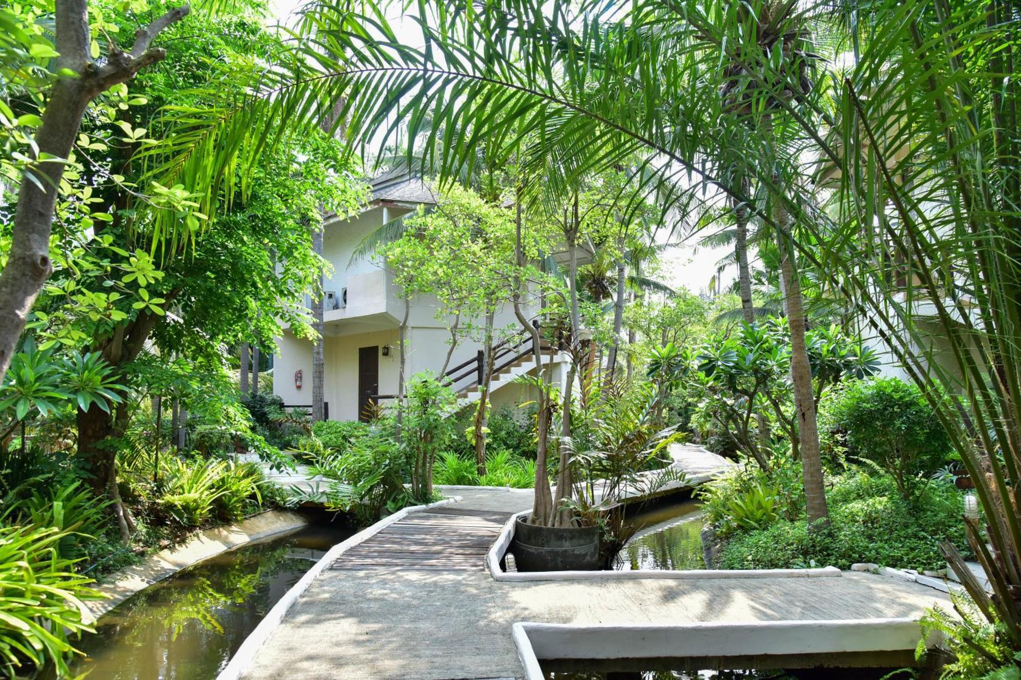 Tanaosri Resort Pran Buri
