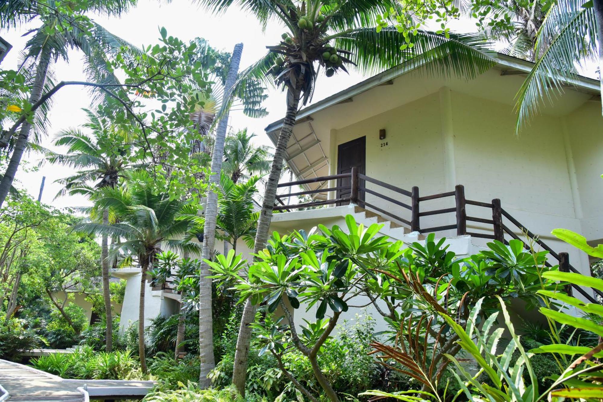 Tanaosri Resort