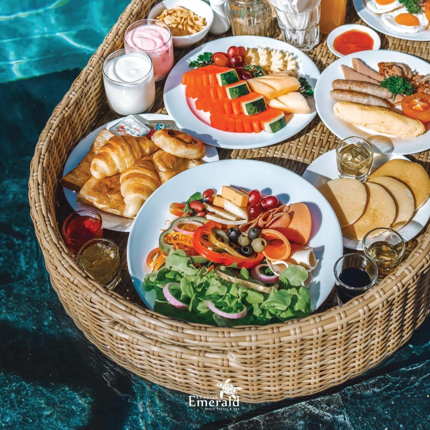 Resort Khaolak Emerald And