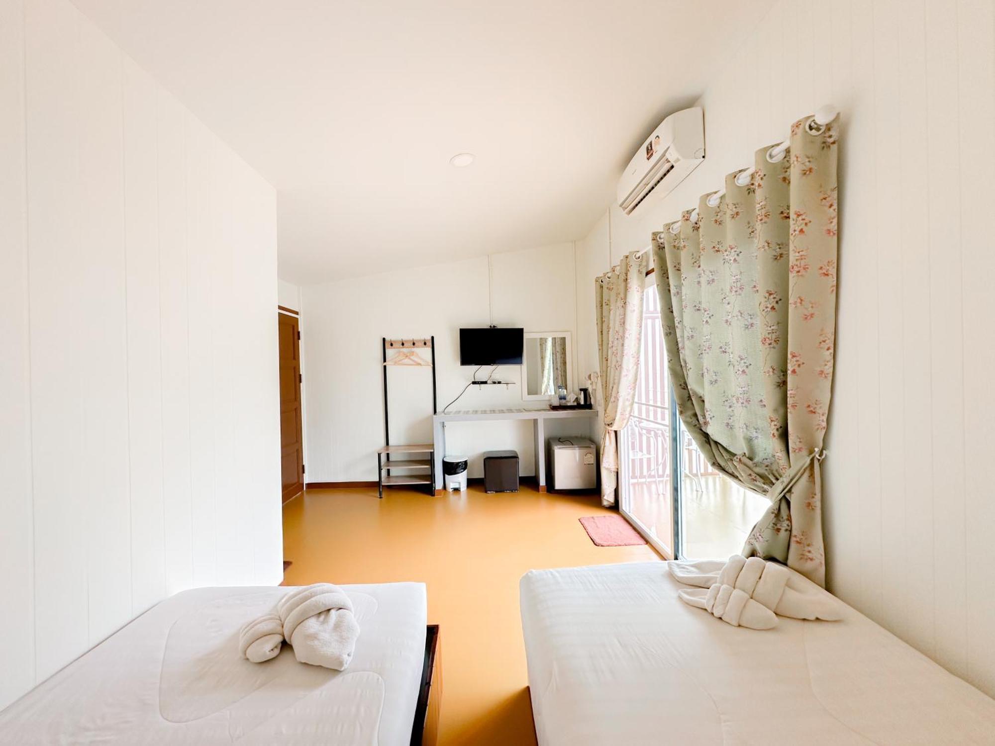 ชอว์ งาทอง รีสอร์ต Chor Ngar Thong Erawan * Kanchanaburi