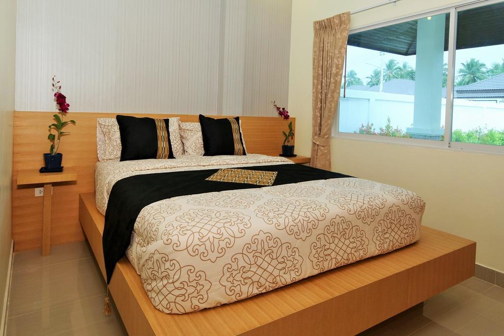 Unique Paradise 3* Bang Lamung