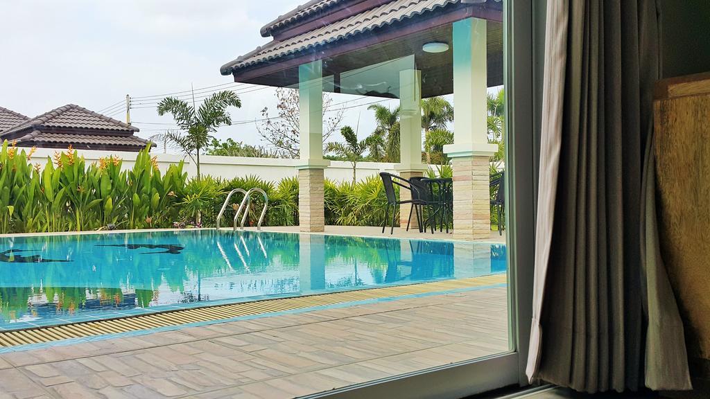 Resort Unique Paradise