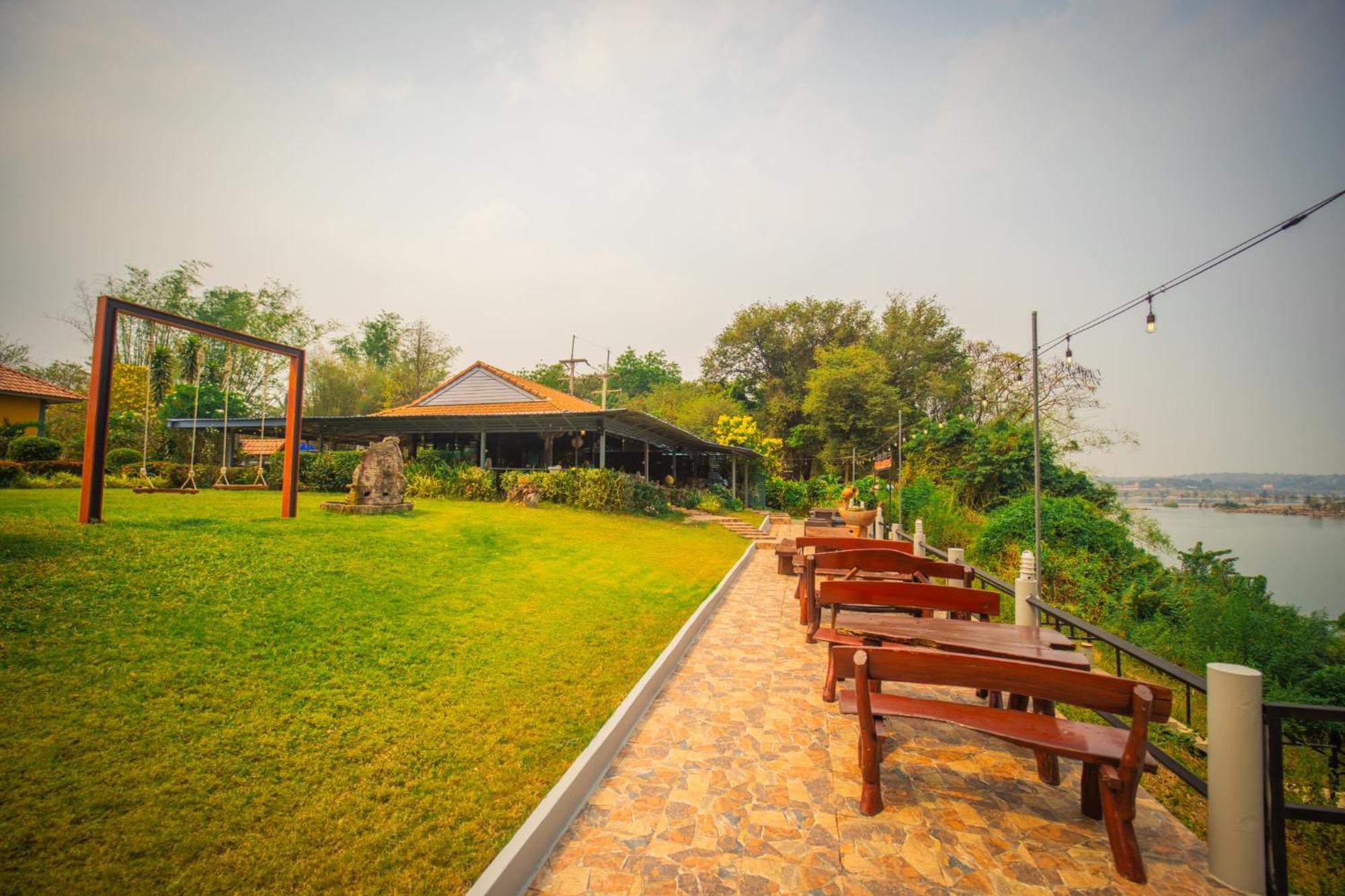 Orchid Riverside Resort 4*