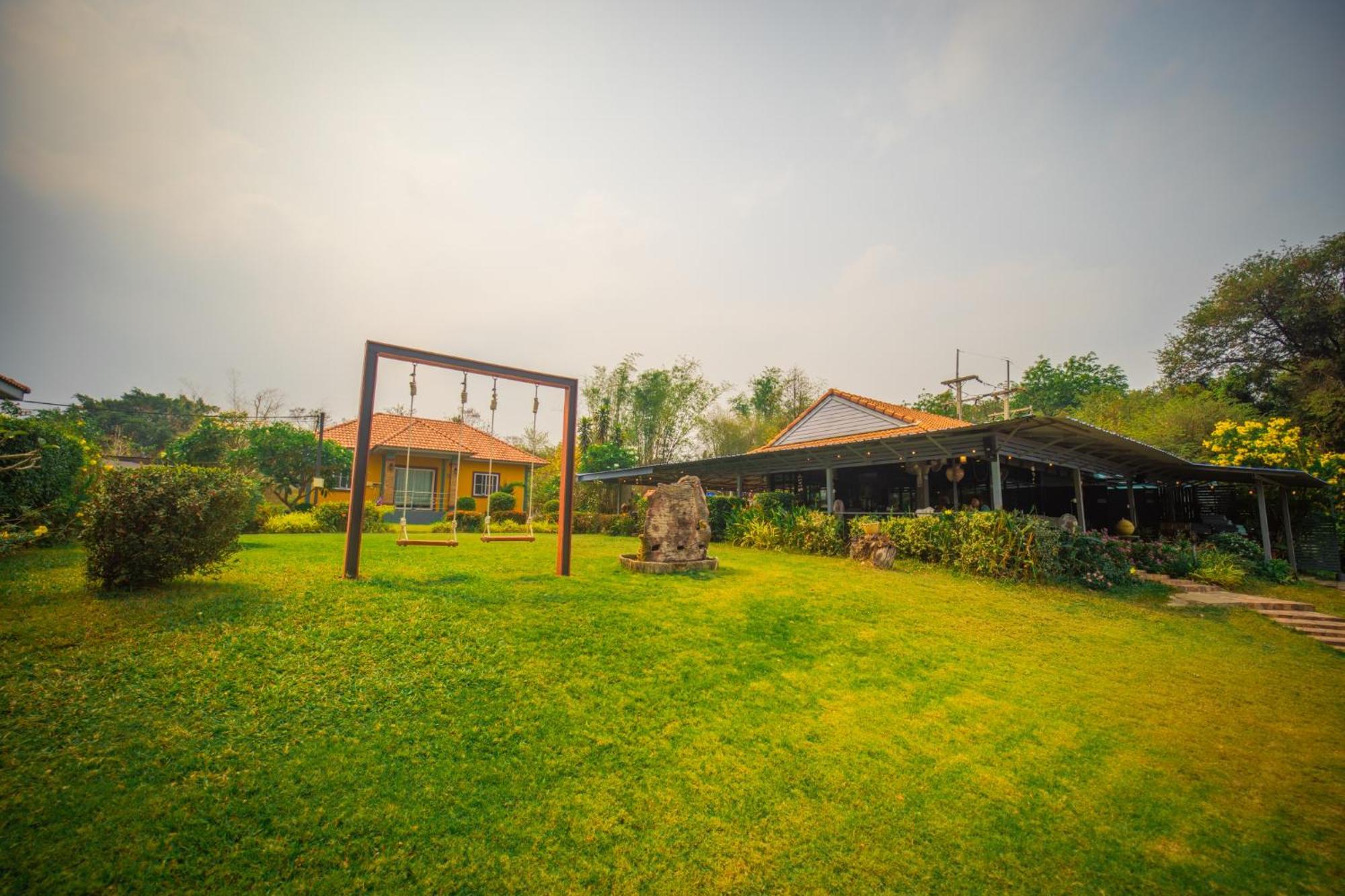 Orchid Riverside 4*