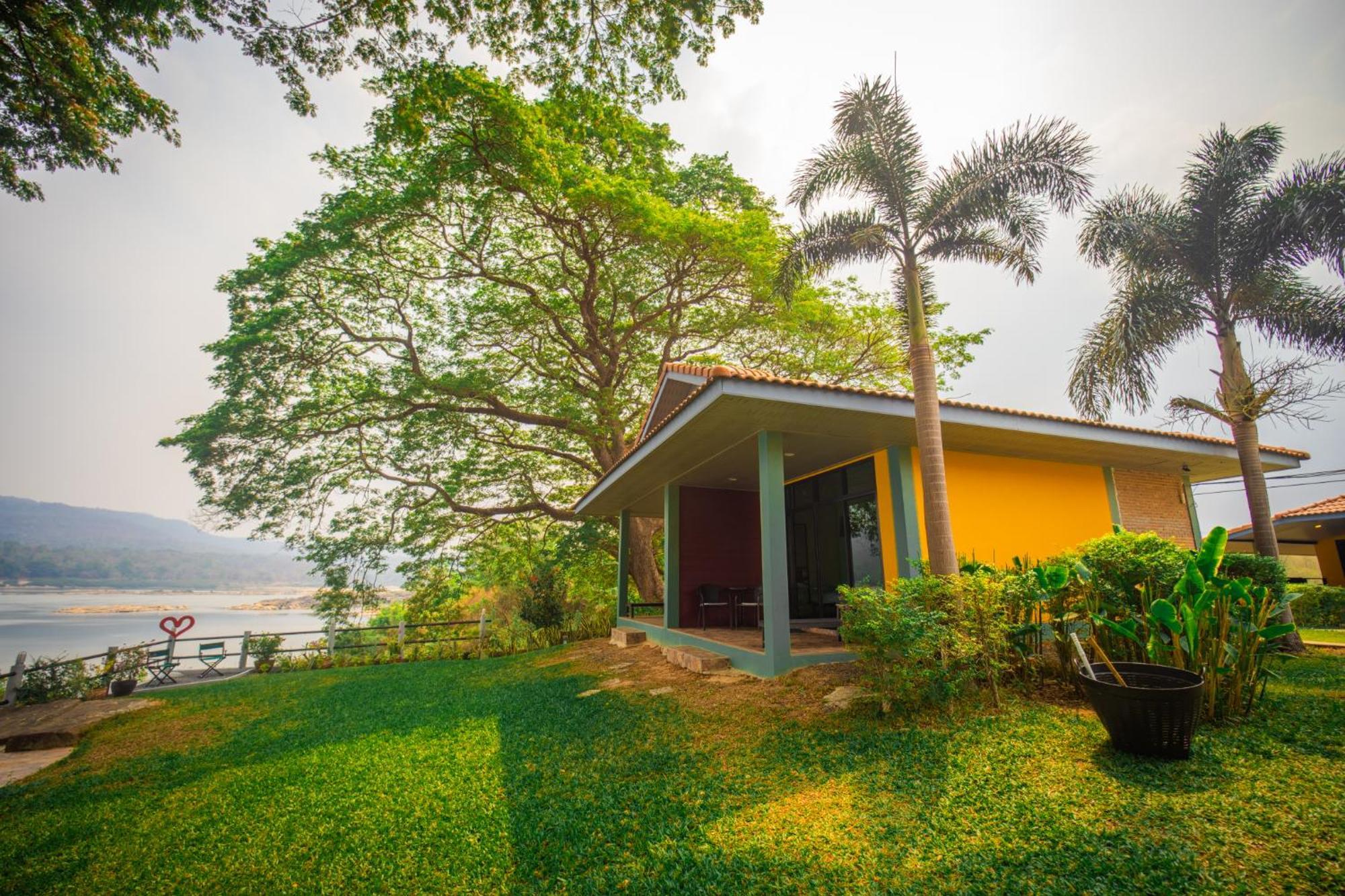 Orchid Riverside Resort 4*