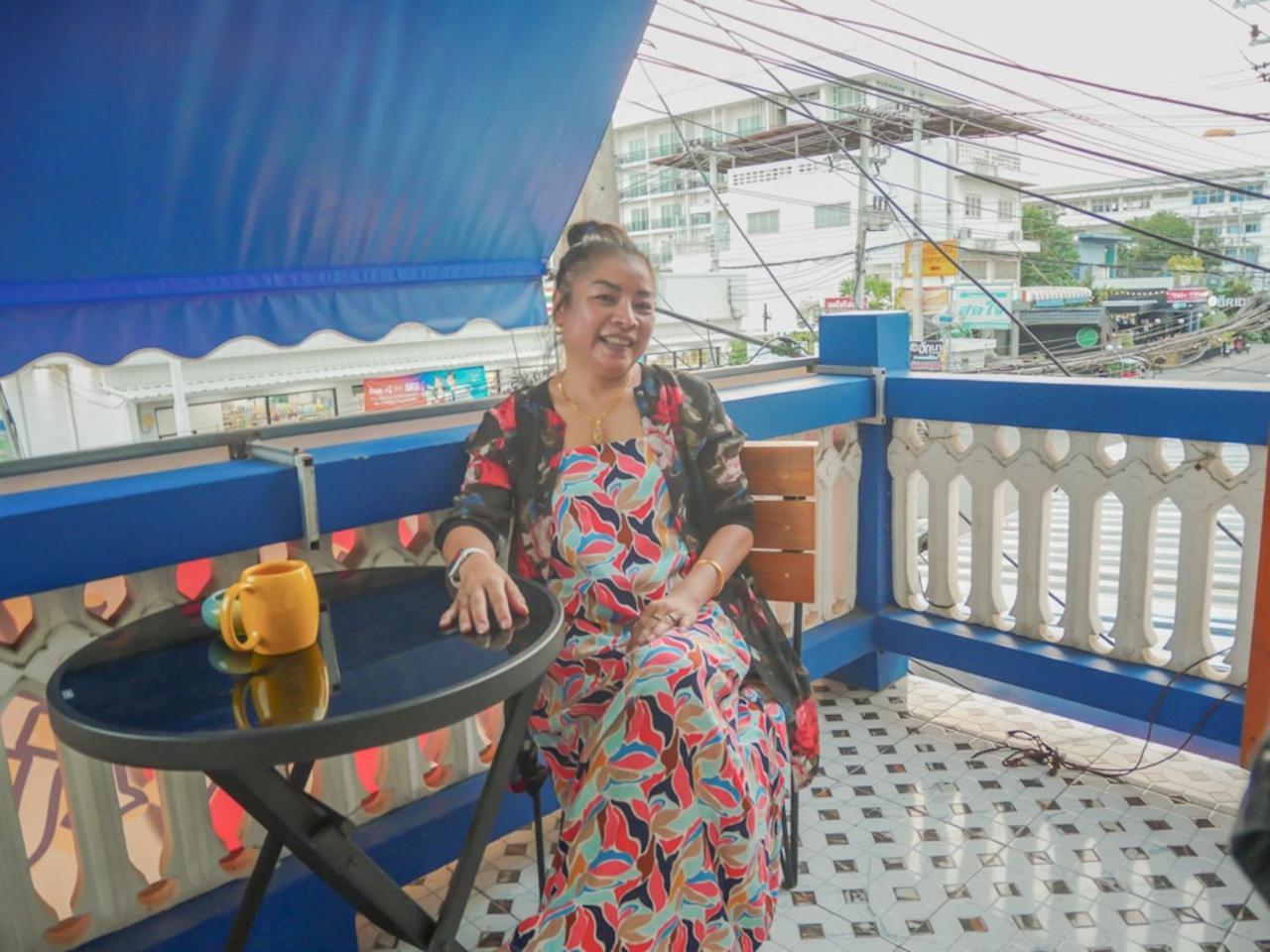 Noot's Bar And Kanchanaburi