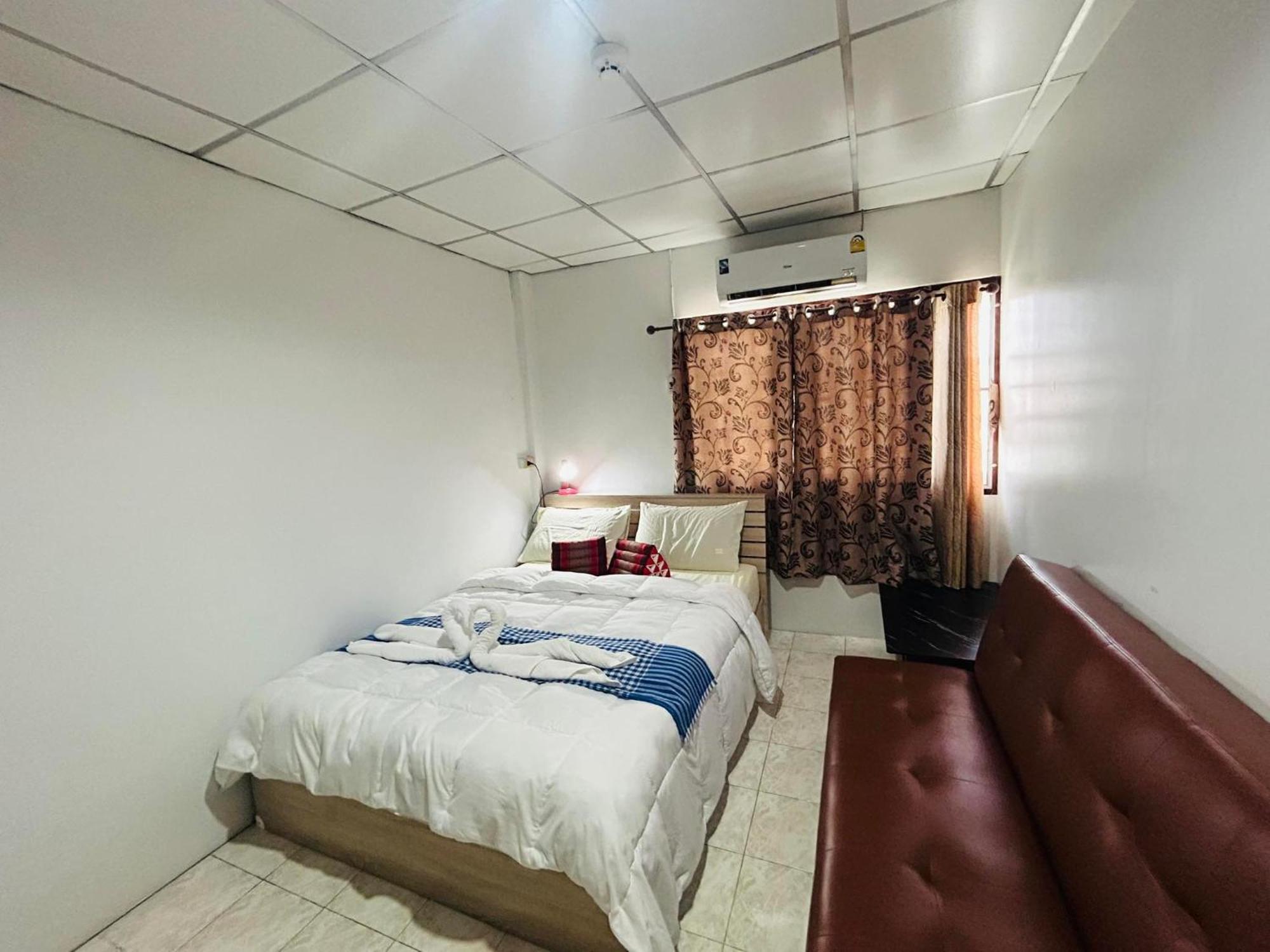 Noot's Bar And Guest house Kanchanaburi