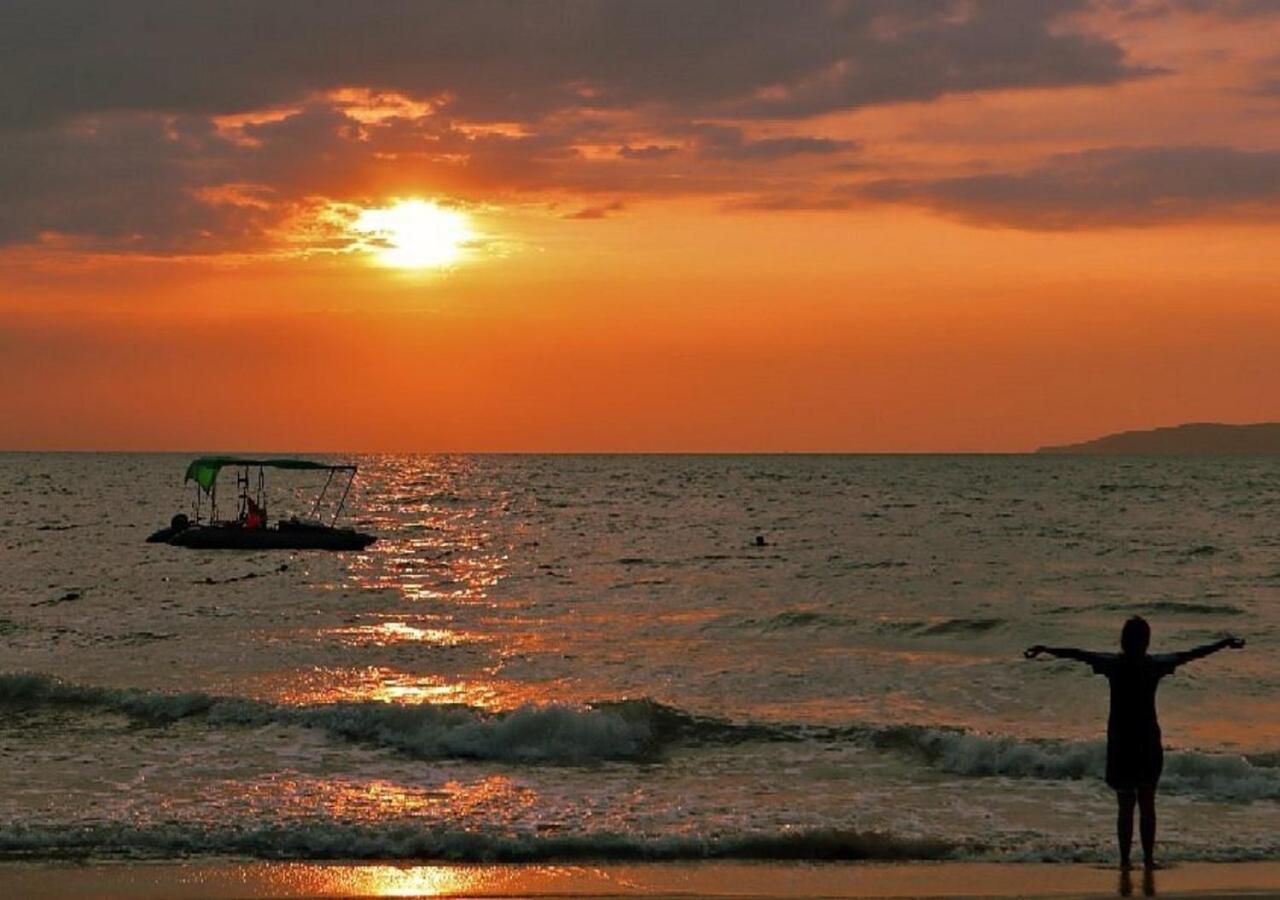 Mountain Beach Hotel 4* Pattaya