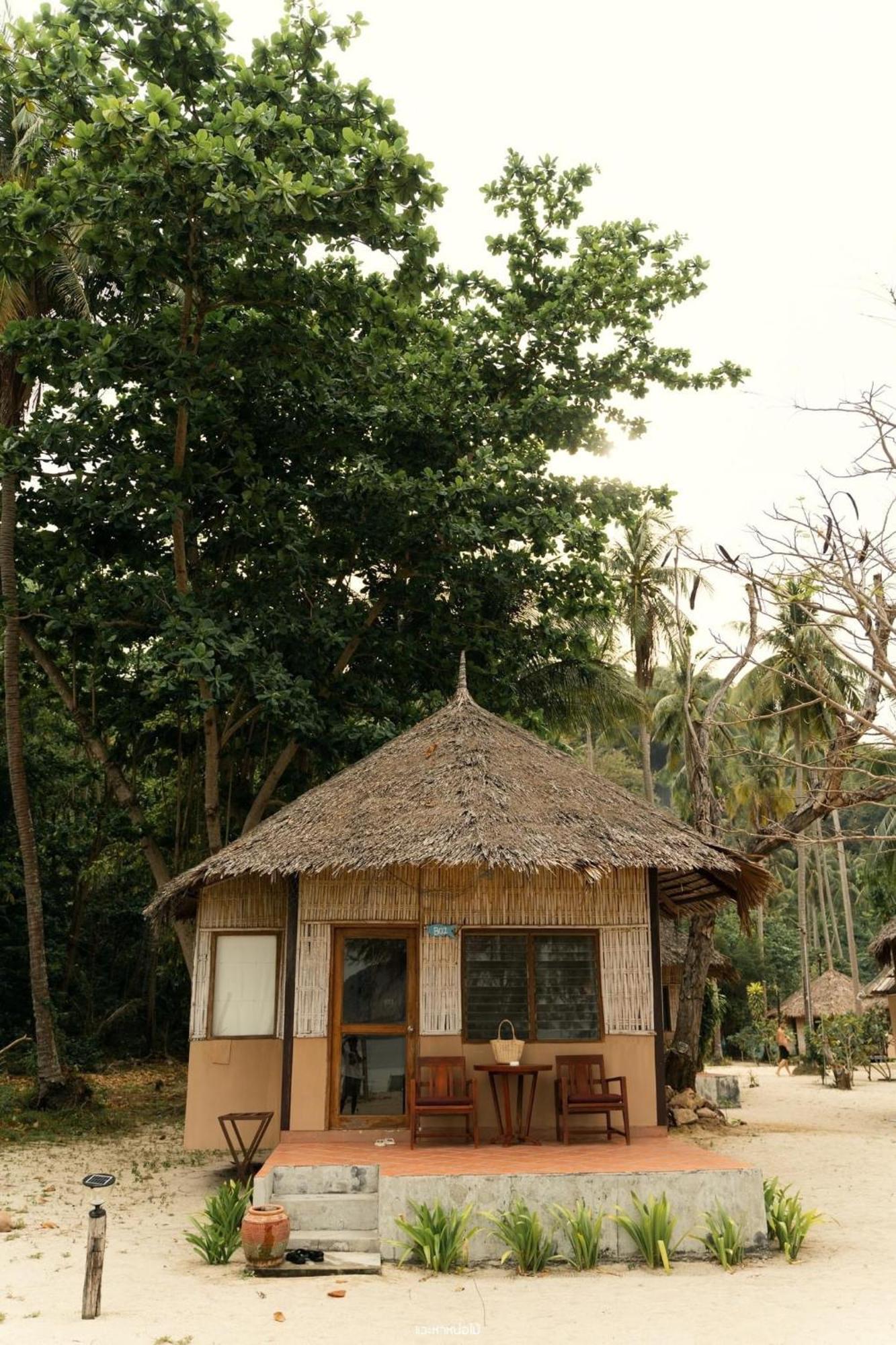 Mayalay Resort-green Koh Ngai