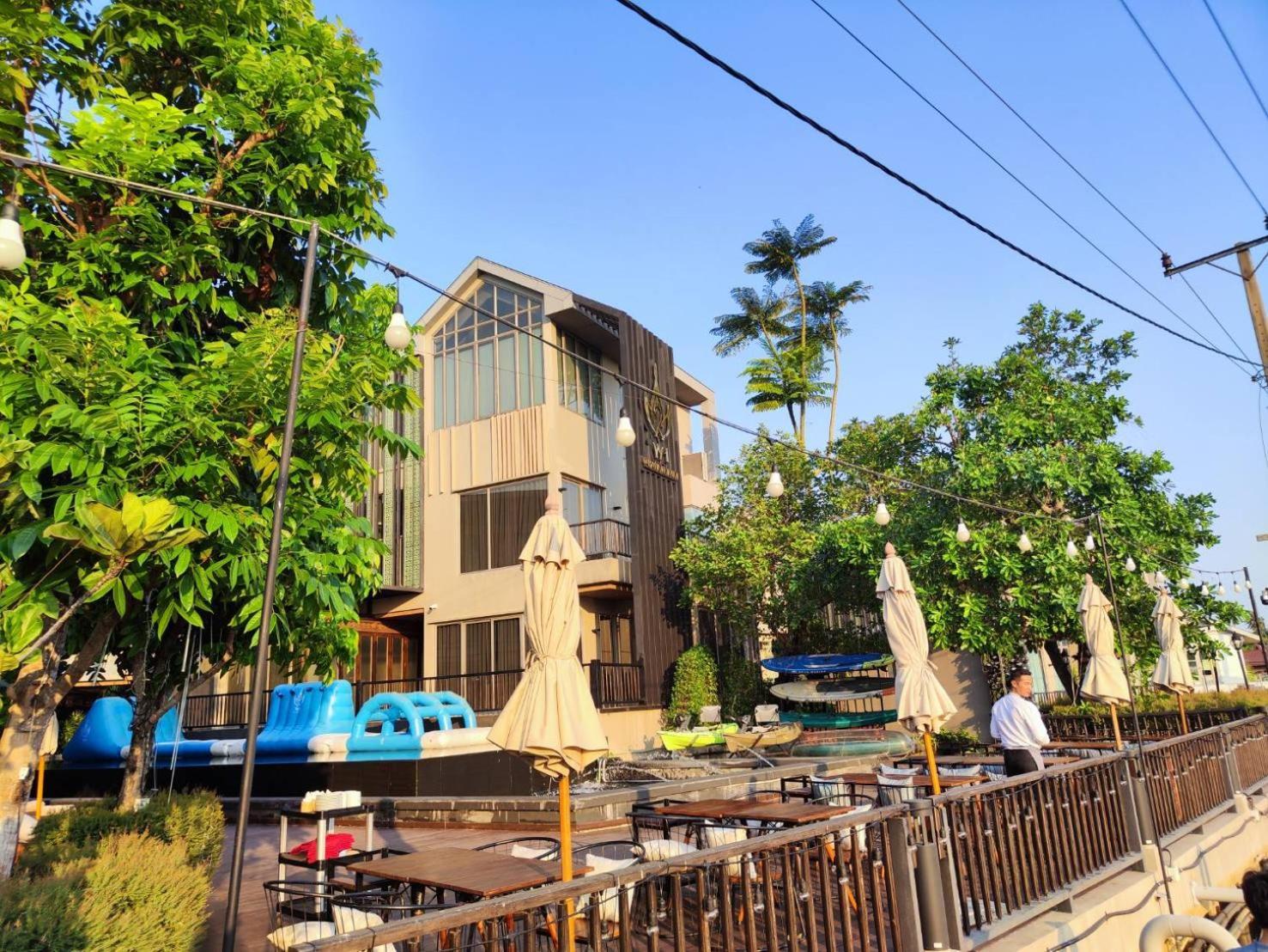 W1bangkoknoi 4*