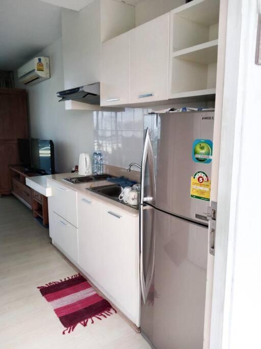 คอนโดเดอะบีช 327/54 Apartment *