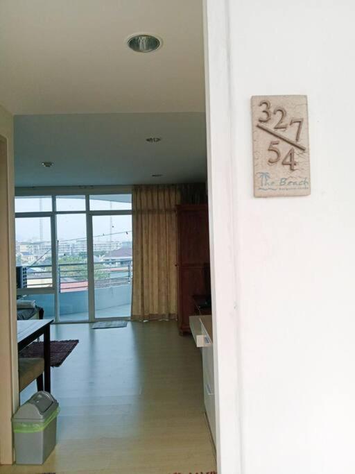 คอนโดเดอะบีช 327/54 Apartment