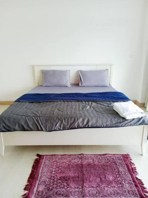 Apartment คอนโดเดอะบีช 327/54 *