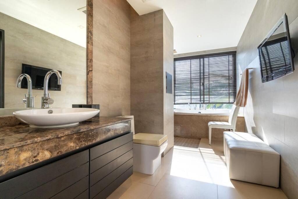 13 - Seaside Bliss Overlooking Rawai * Phuket