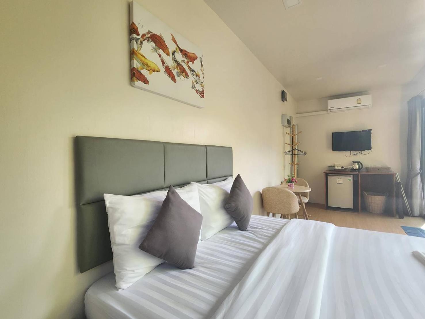 Resort Box At Pran 3*
