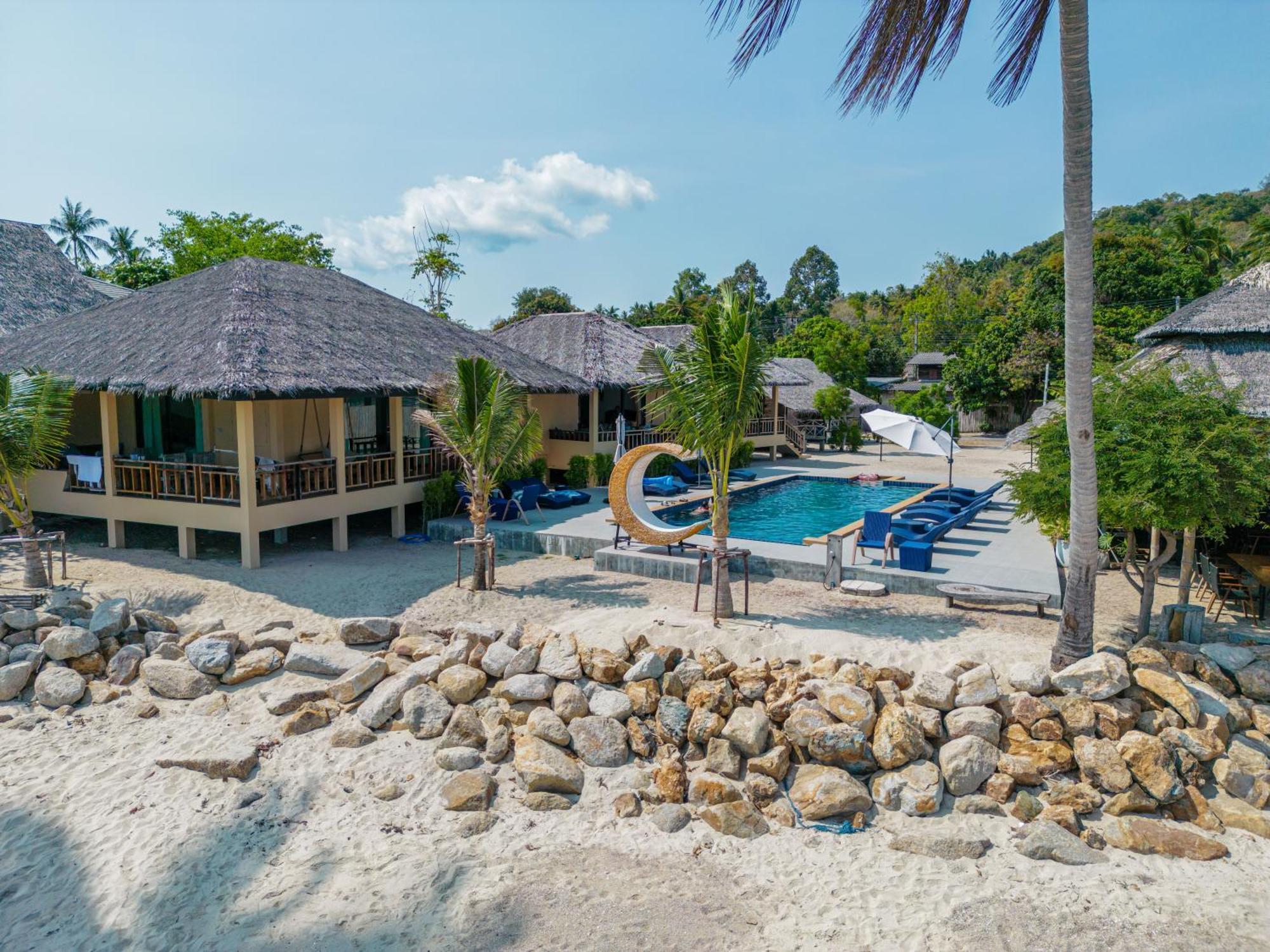 Absolute Beachfront