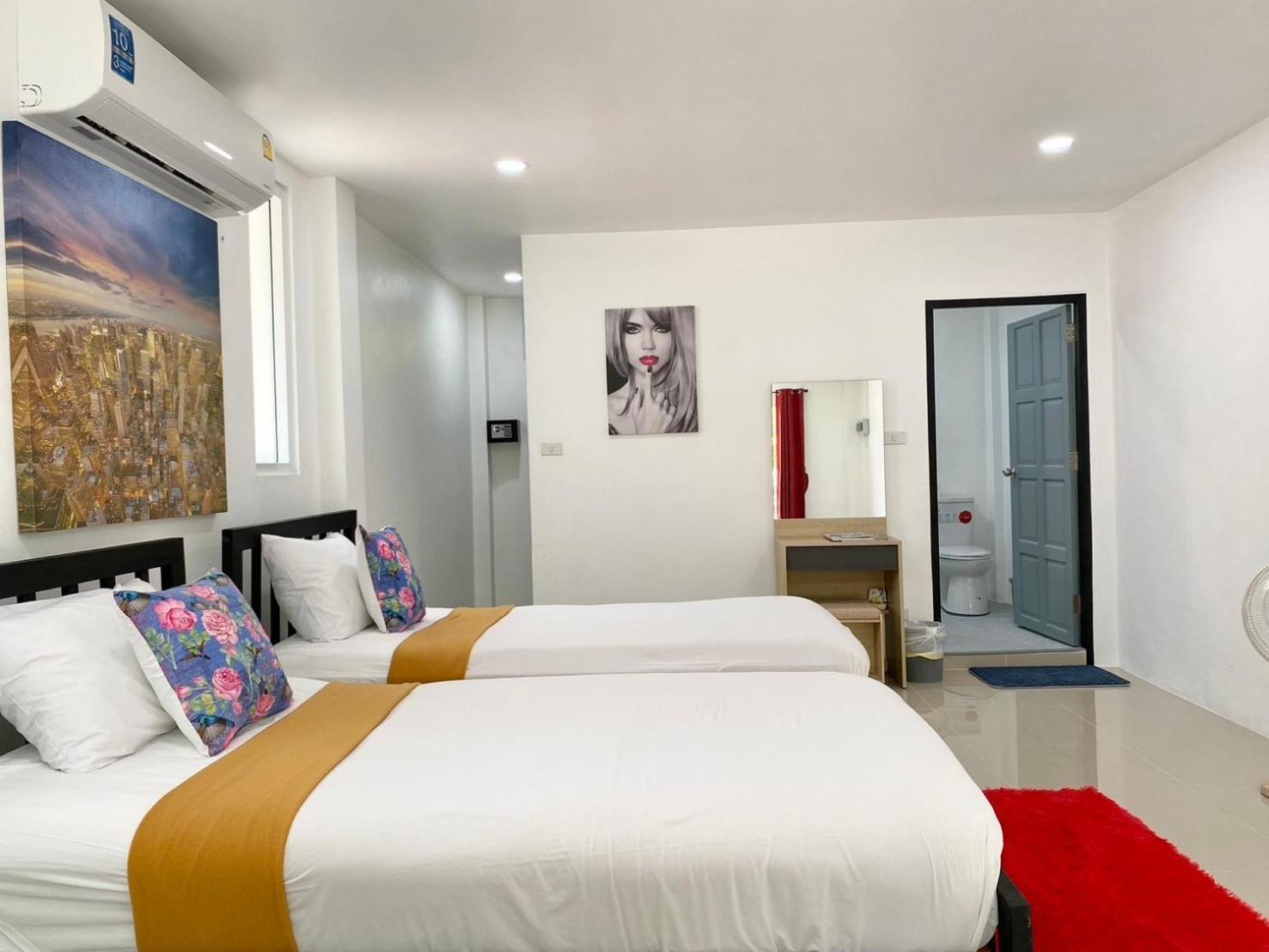 - Nap Dau - 10 Bedroom Private Pool - Phuket Villa Chalong